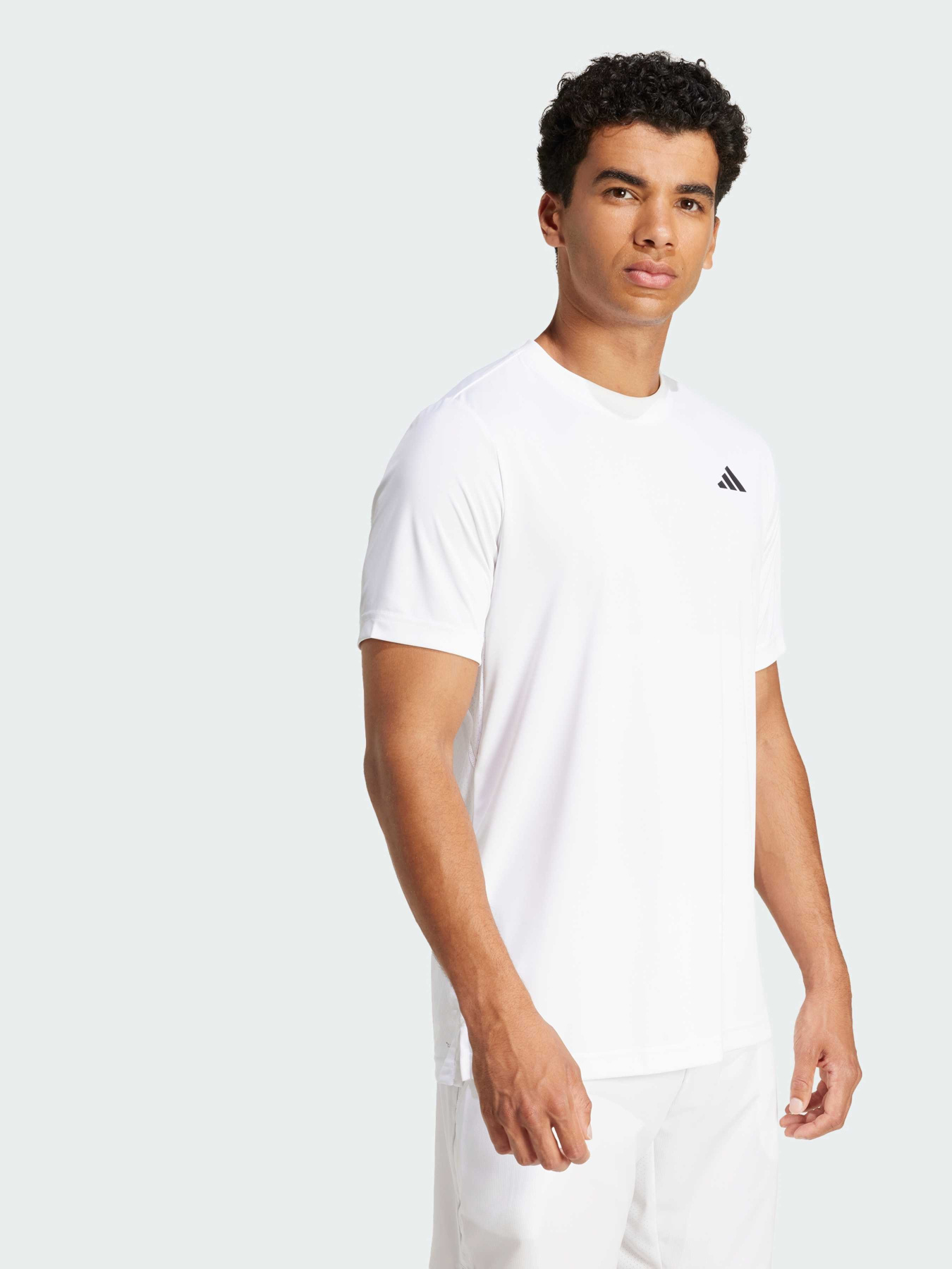 Футболки и поло Adidas модель JD8639 Футболки и поло Adidas модель JD8639 Фото