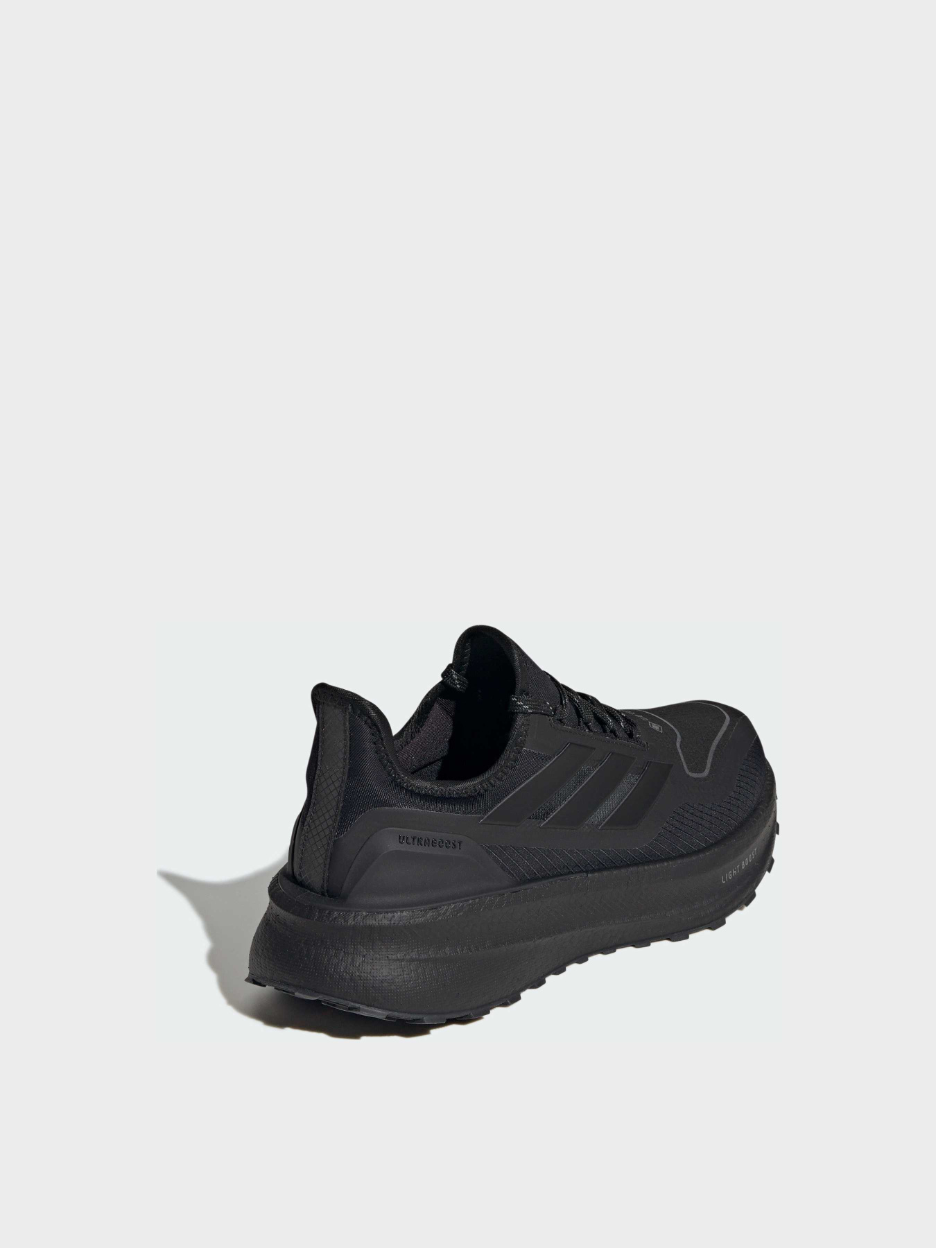 Кросівки Adidas Ultraboost модель JI1386 Фото