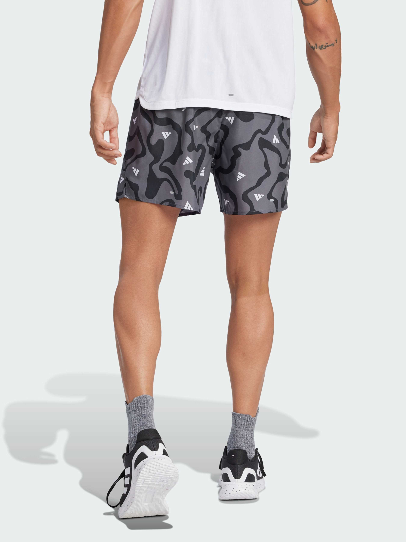 Шорты Adidas модель JD2336 Шорты Adidas модель JD2336 Фото