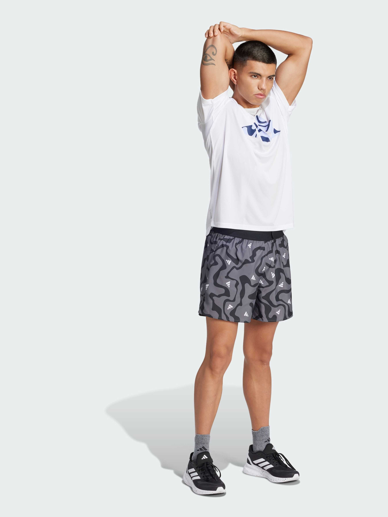 Шорты Adidas модель JD2336 Шорты Adidas модель JD2336 Фото