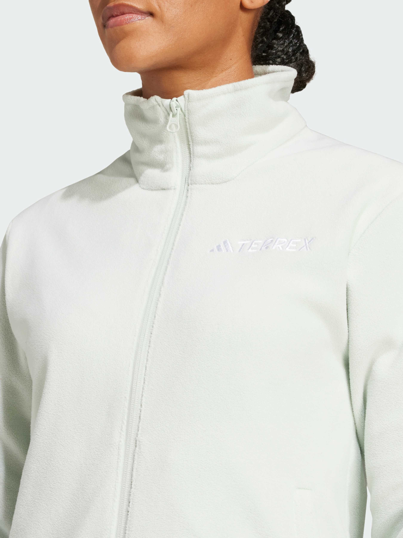 Куртки и дубленки Adidas модель JP0801 Куртки и дубленки Adidas модель JP0801 Фото