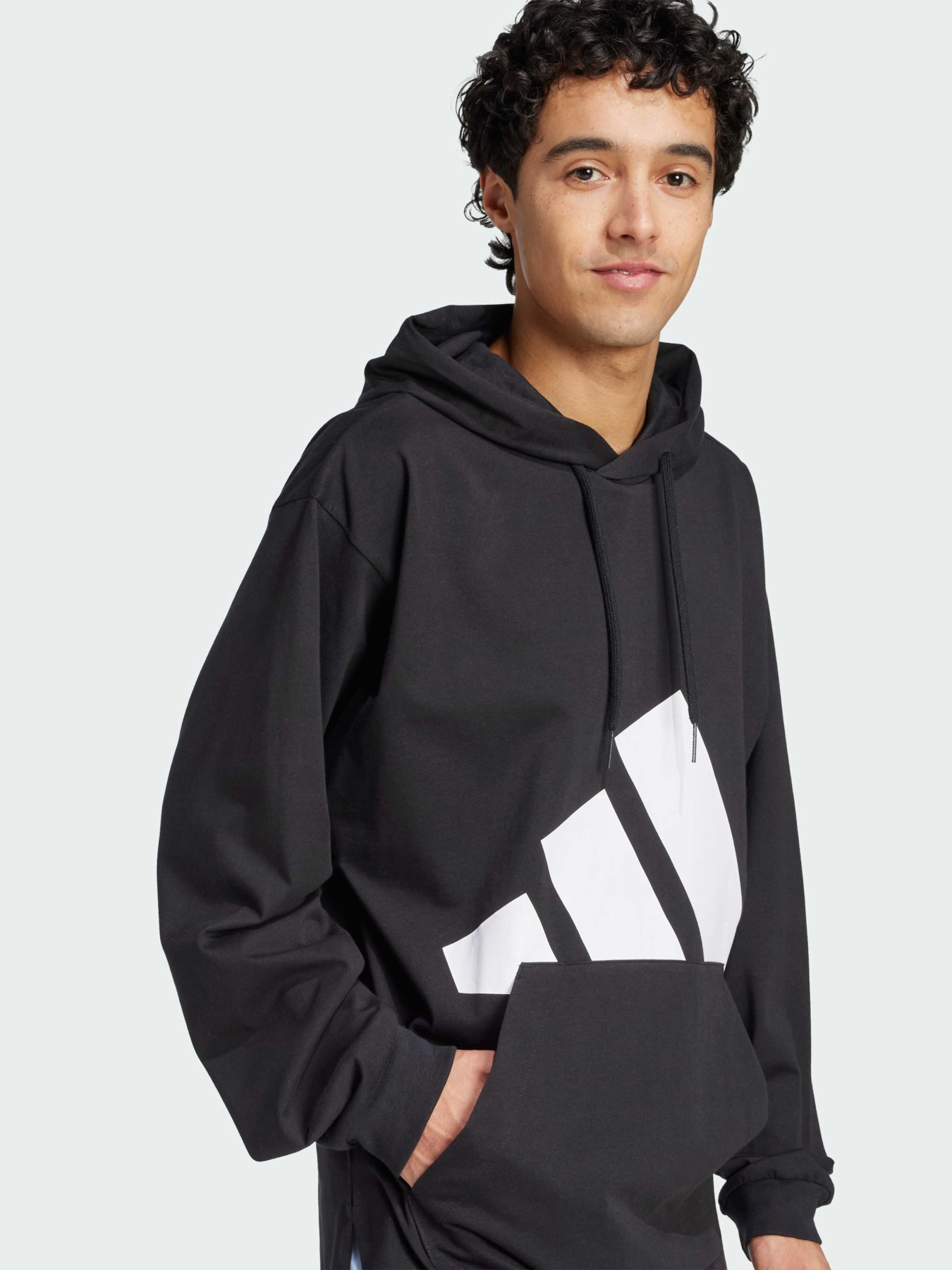 Худи и свитшоты Adidas модель IN6183 Худи и свитшоты Adidas модель IN6183 Фото