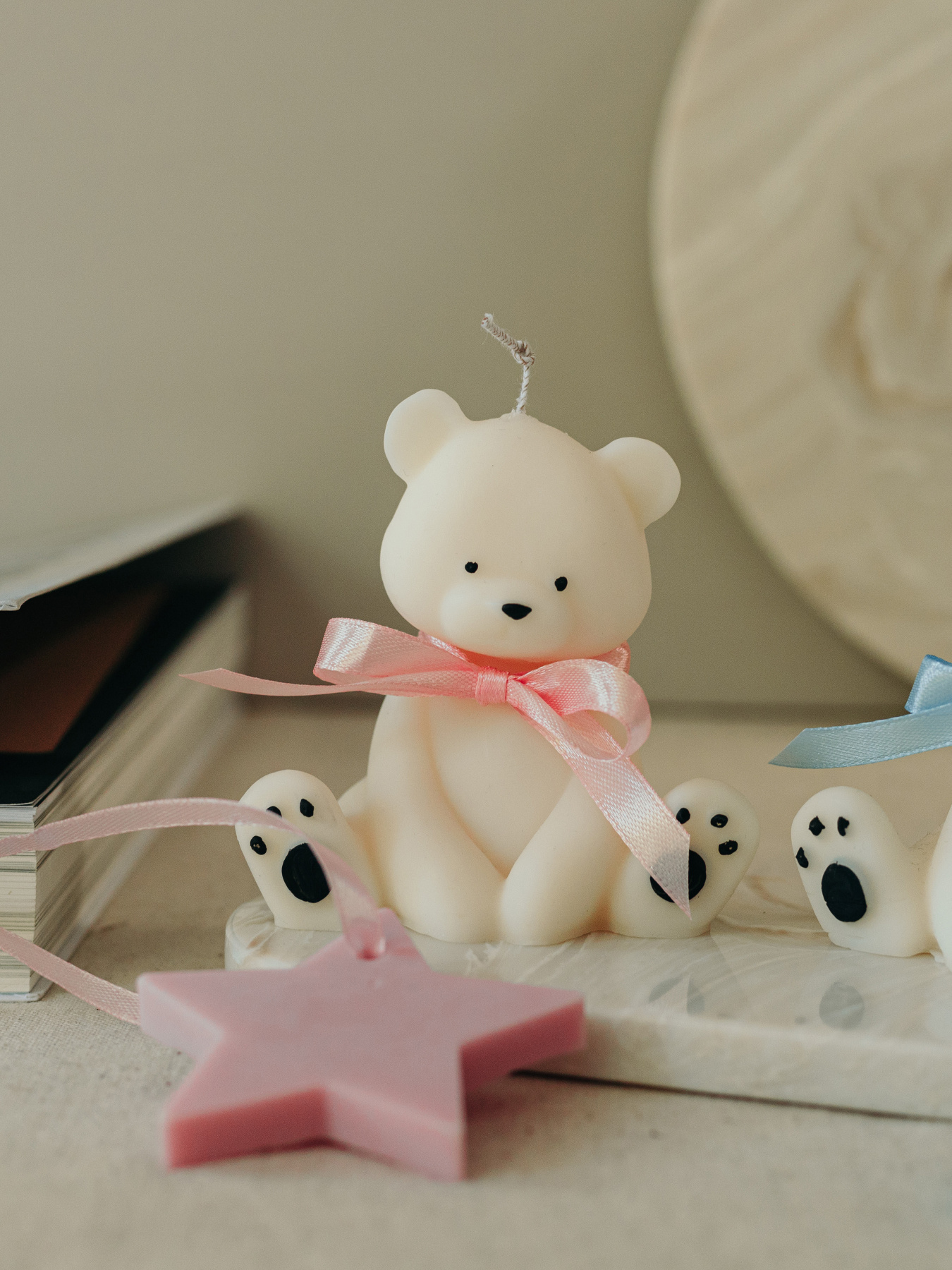 Фігурна свічка "Ведмедик", парфумована, з натурального оливкового воску Candle Design модель 140.2002/1 Фігурна свічка "Ведмедик", парфумована, з натурального оливкового воску Candle Design модель 140.2002/1 Фото
