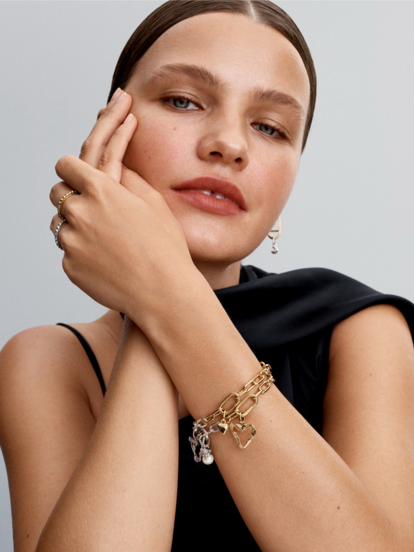 Классические PANDORA модель 762526C00 Классические PANDORA модель 762526C00 Фото