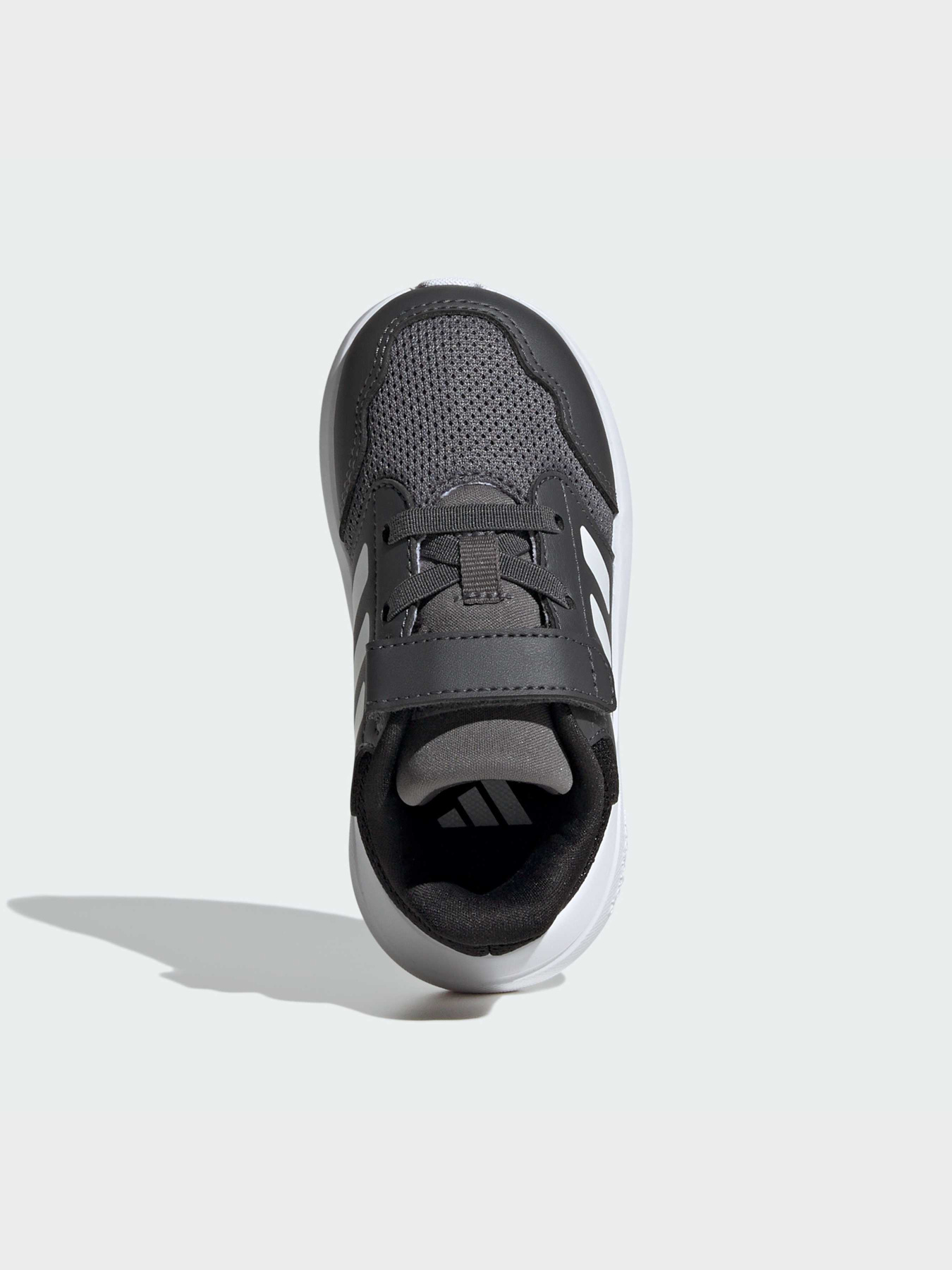 Кроссовки Adidas модель IE6013 Фото