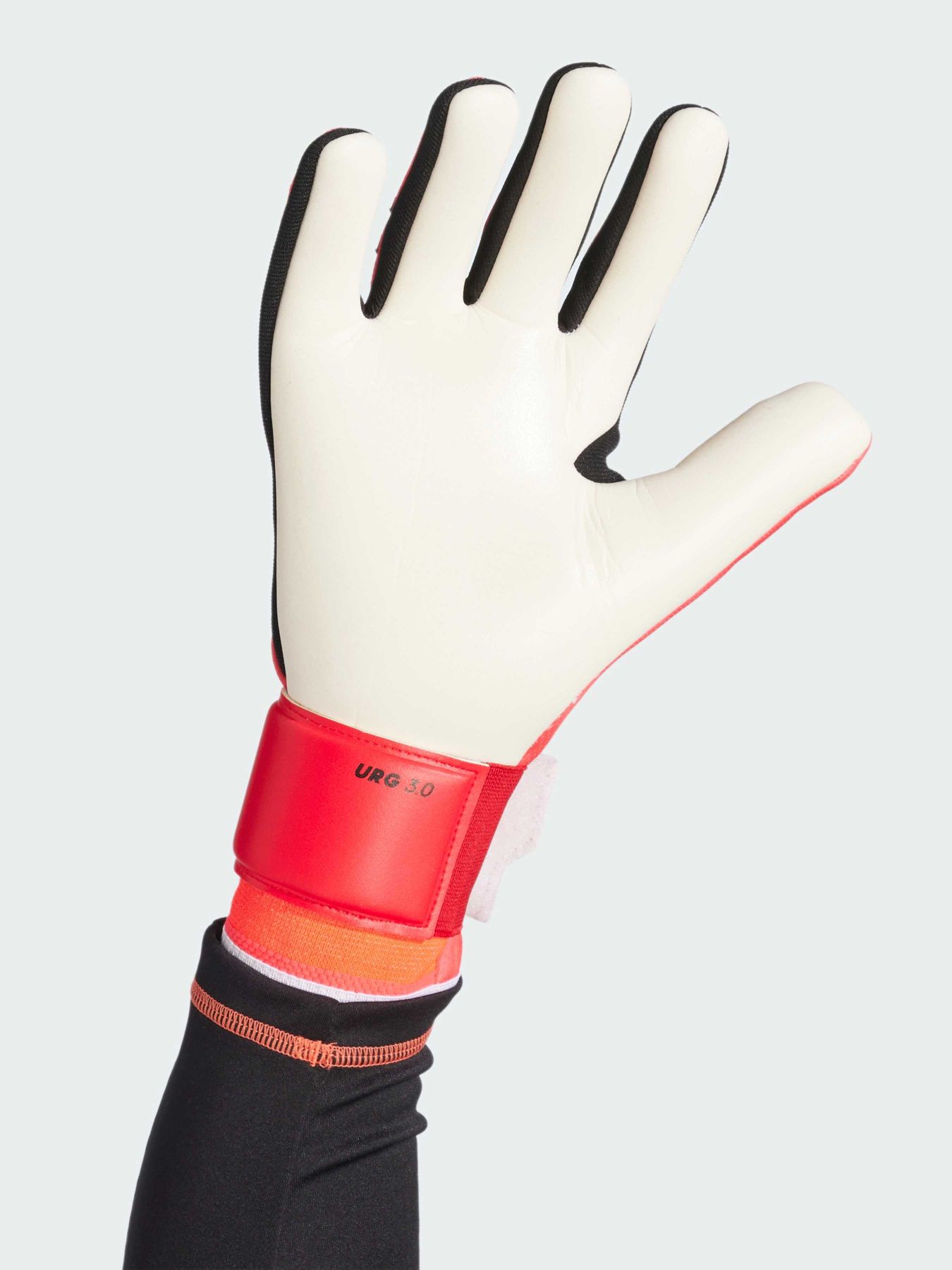 Перчатки для спорта Adidas Predator модель JH3819 Перчатки для спорта Adidas Predator модель JH3819 Фото