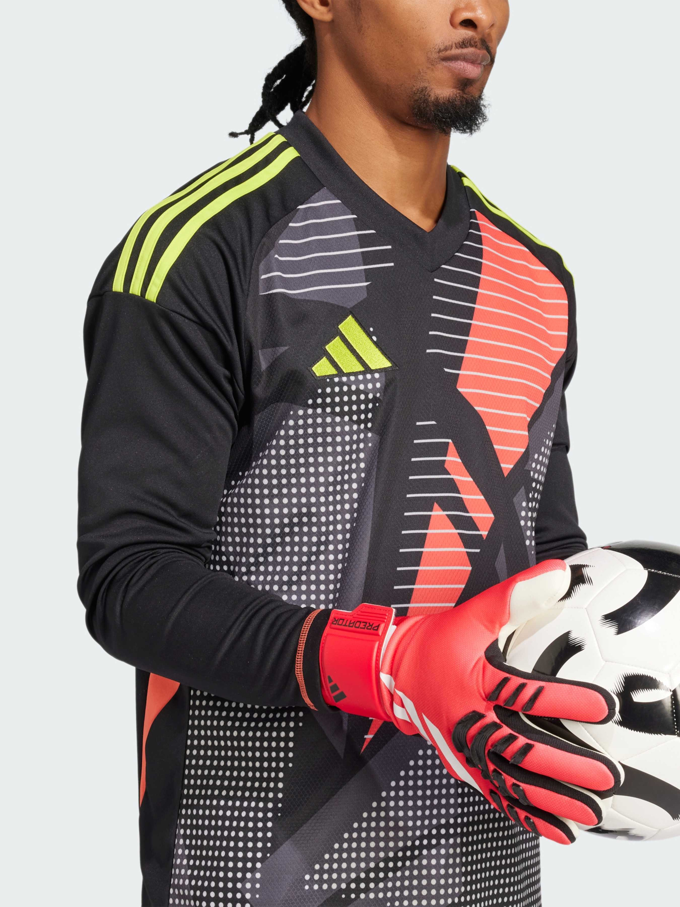 Перчатки для спорта Adidas Predator модель JH3819 Перчатки для спорта Adidas Predator модель JH3819 Фото