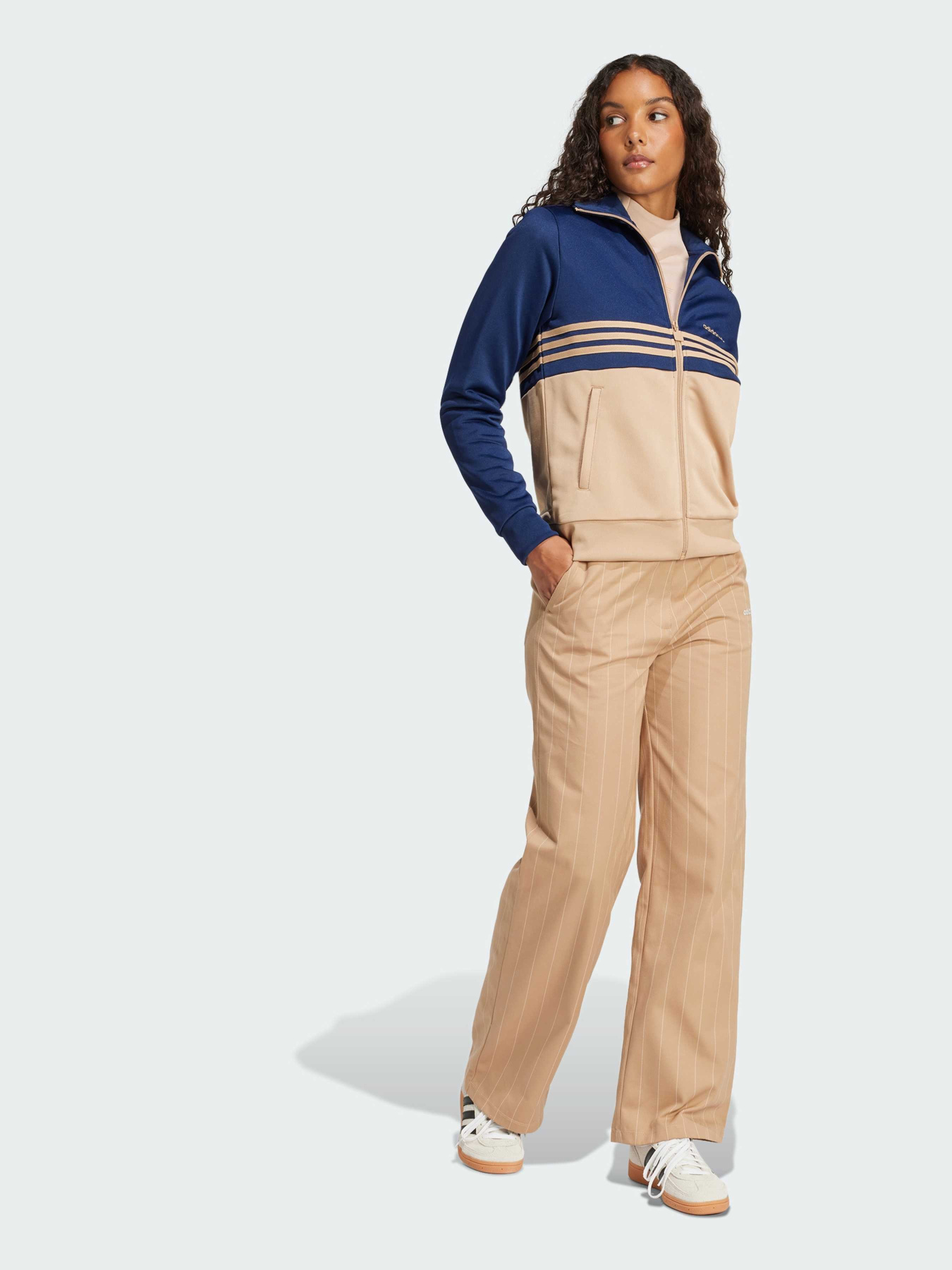 Худи и свитшоты Adidas 3 Stripes модель JD0988 Фото