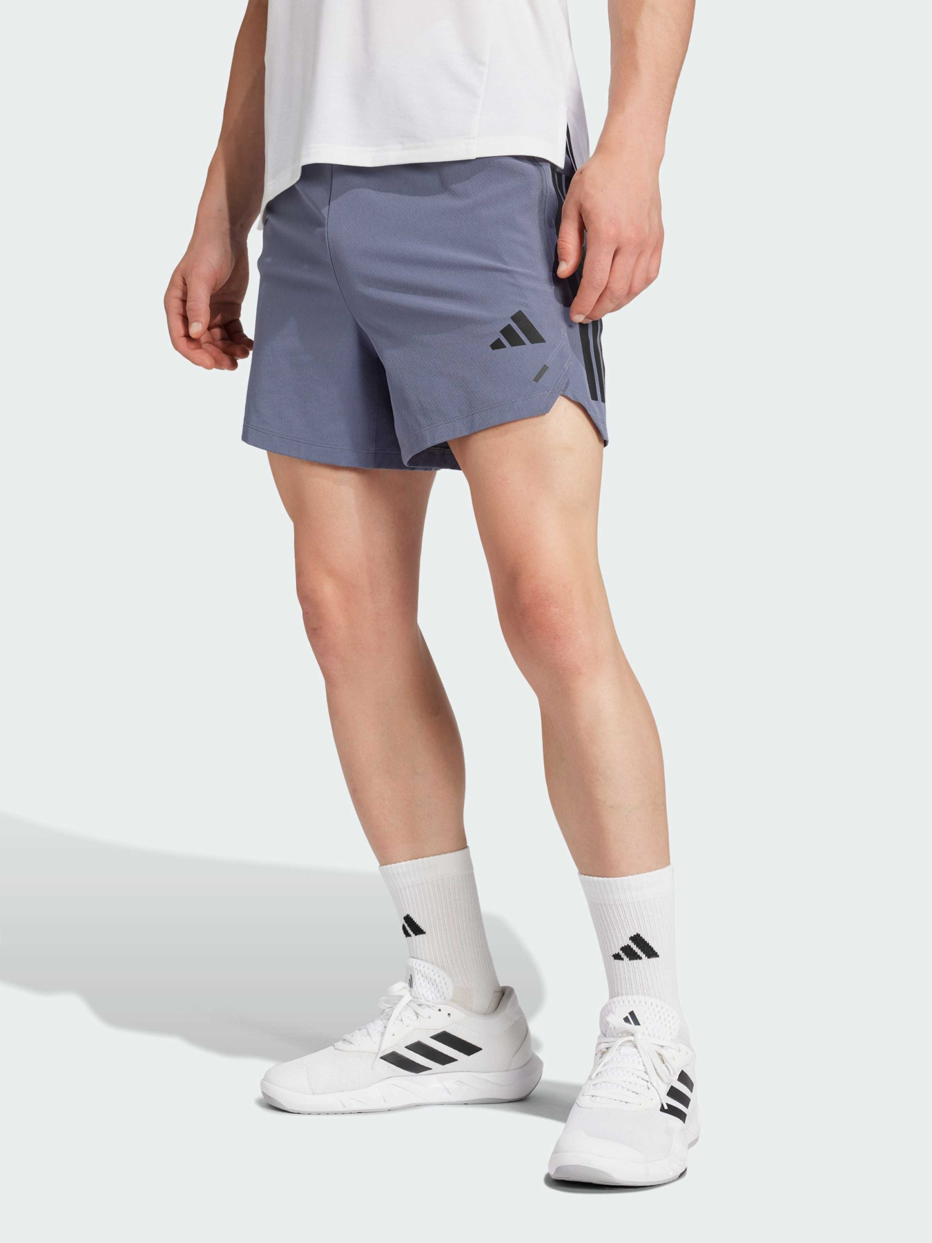 Шорты Adidas 3 Stripes модель JE8236 Фото