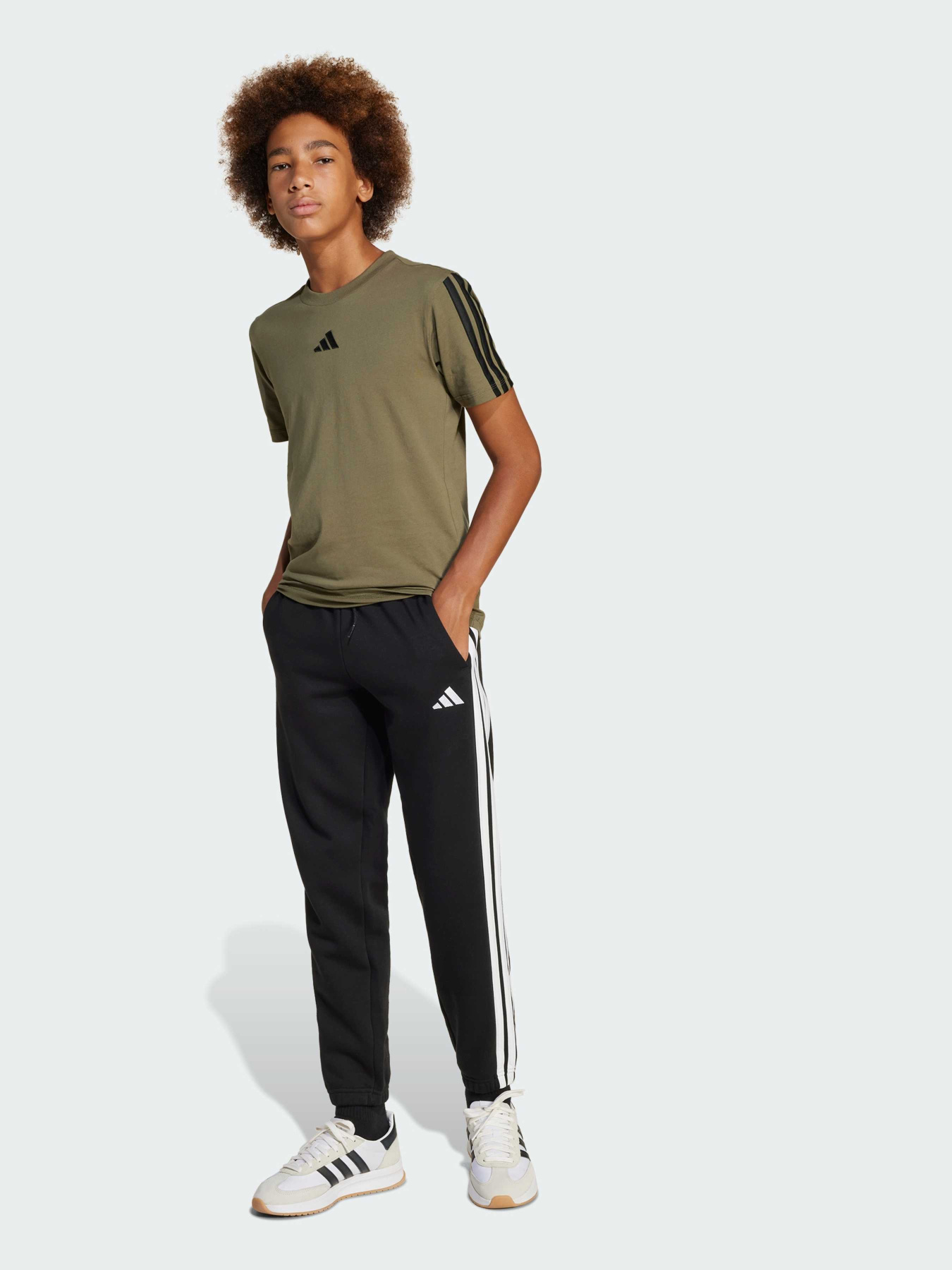 Брюки Adidas модель JJ3540 Брюки Adidas модель JJ3540 Фото