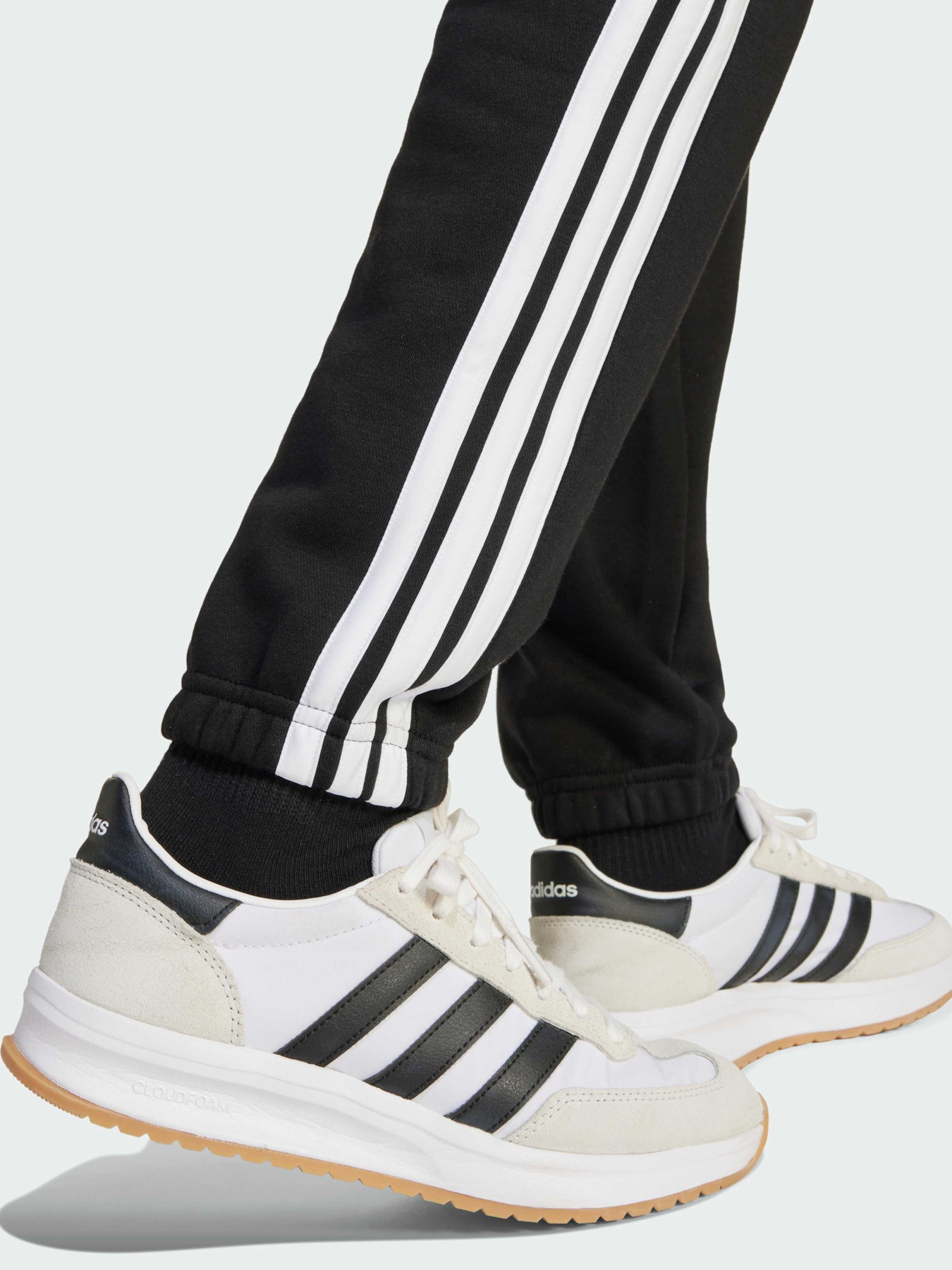 Брюки Adidas модель JJ3540 Брюки Adidas модель JJ3540 Фото
