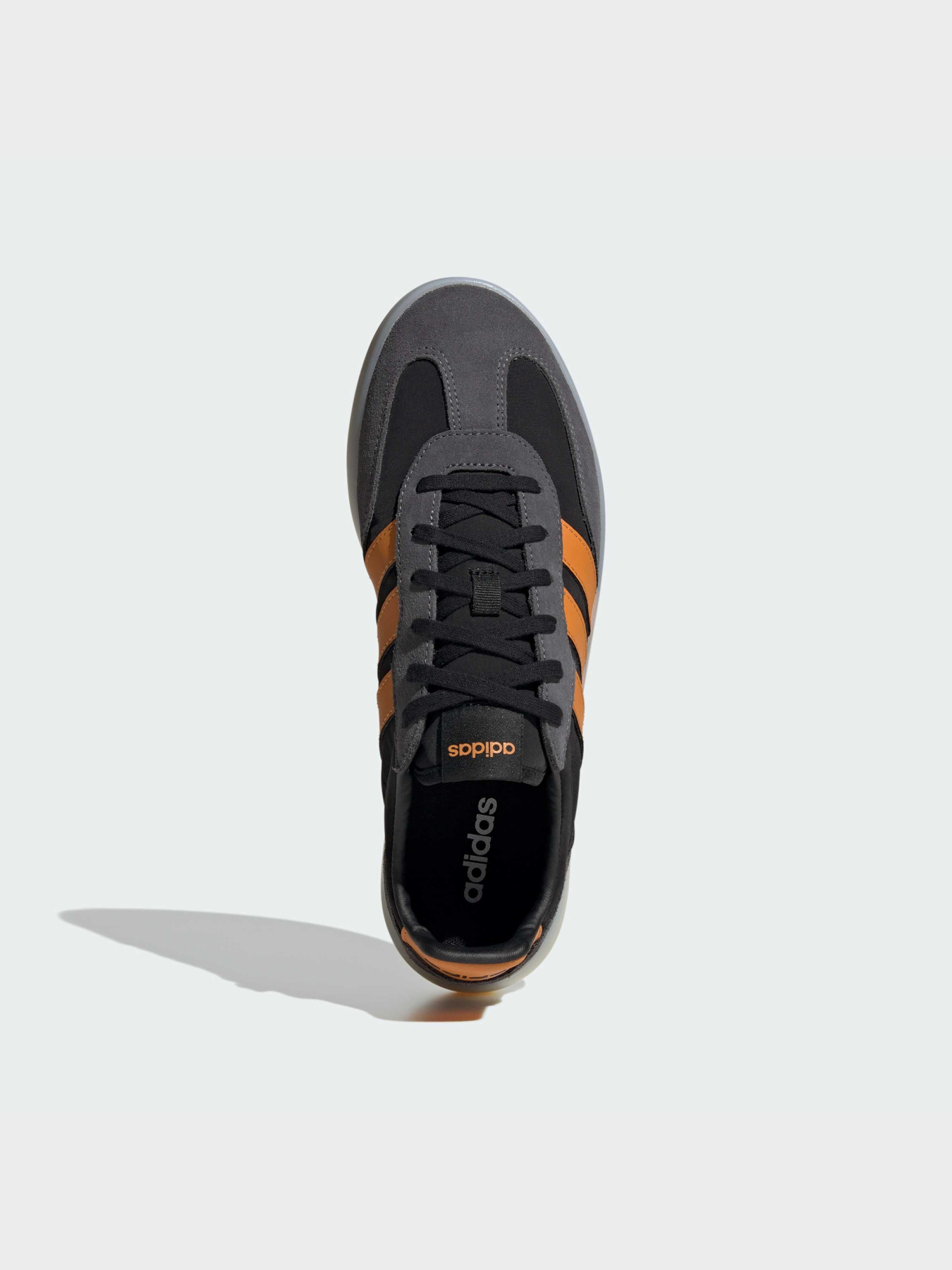 Кроссовки Adidas модель JI2320 Кроссовки Adidas модель JI2320 Фото