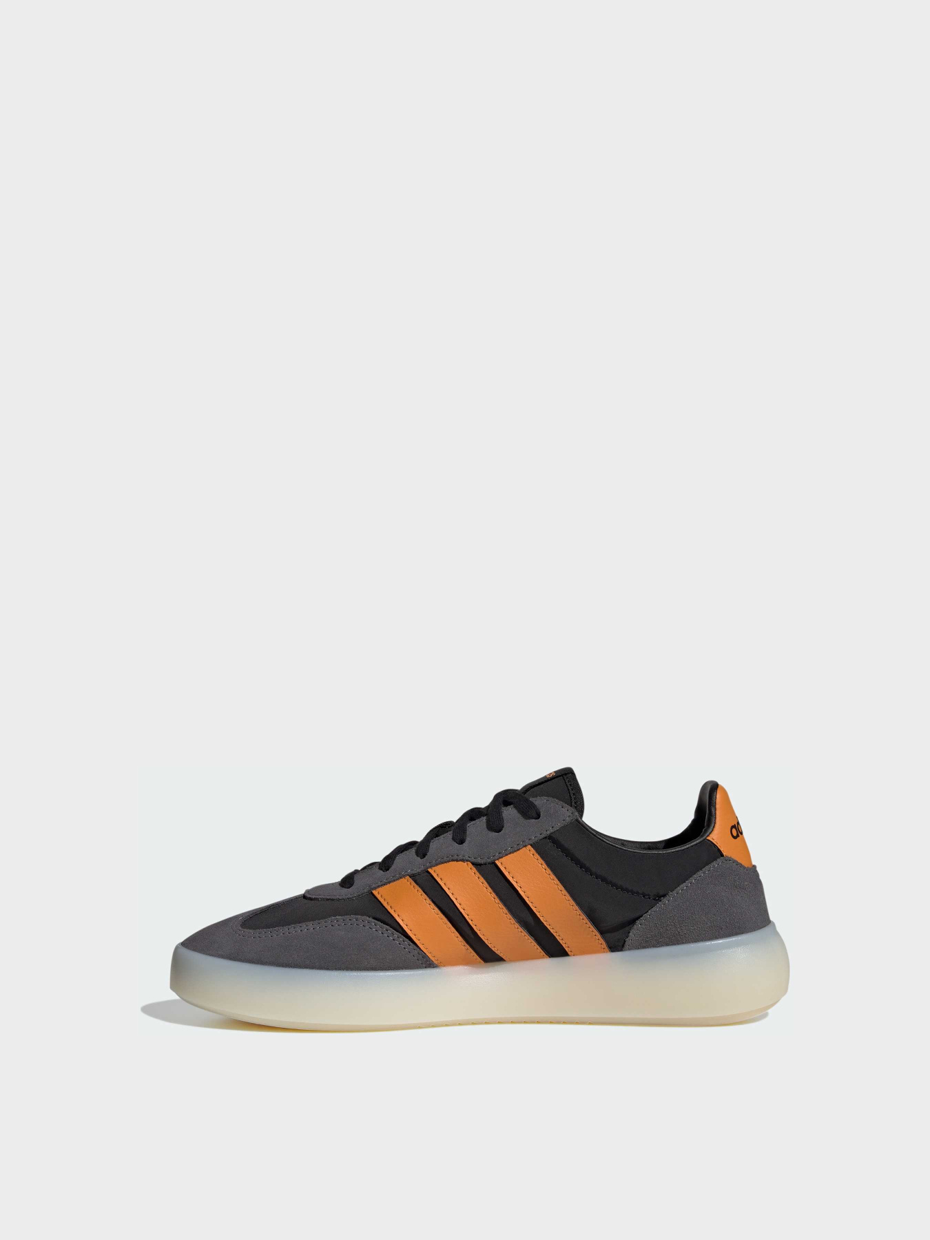 Кроссовки Adidas модель JI2320 Кроссовки Adidas модель JI2320 Фото