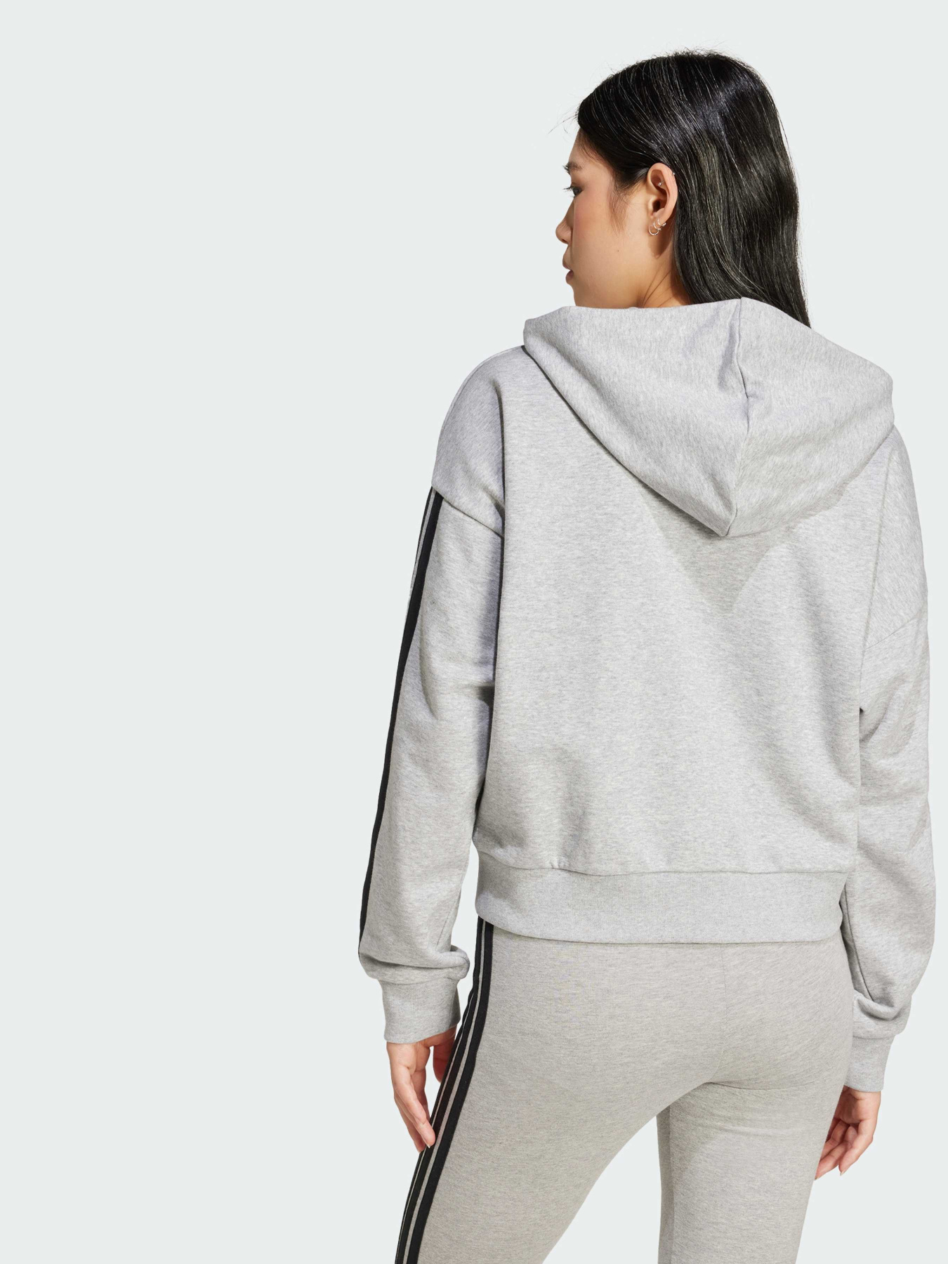 Худі та світшоти Adidas модель JE0055 Худі та світшоти Adidas модель JE0055 Фото