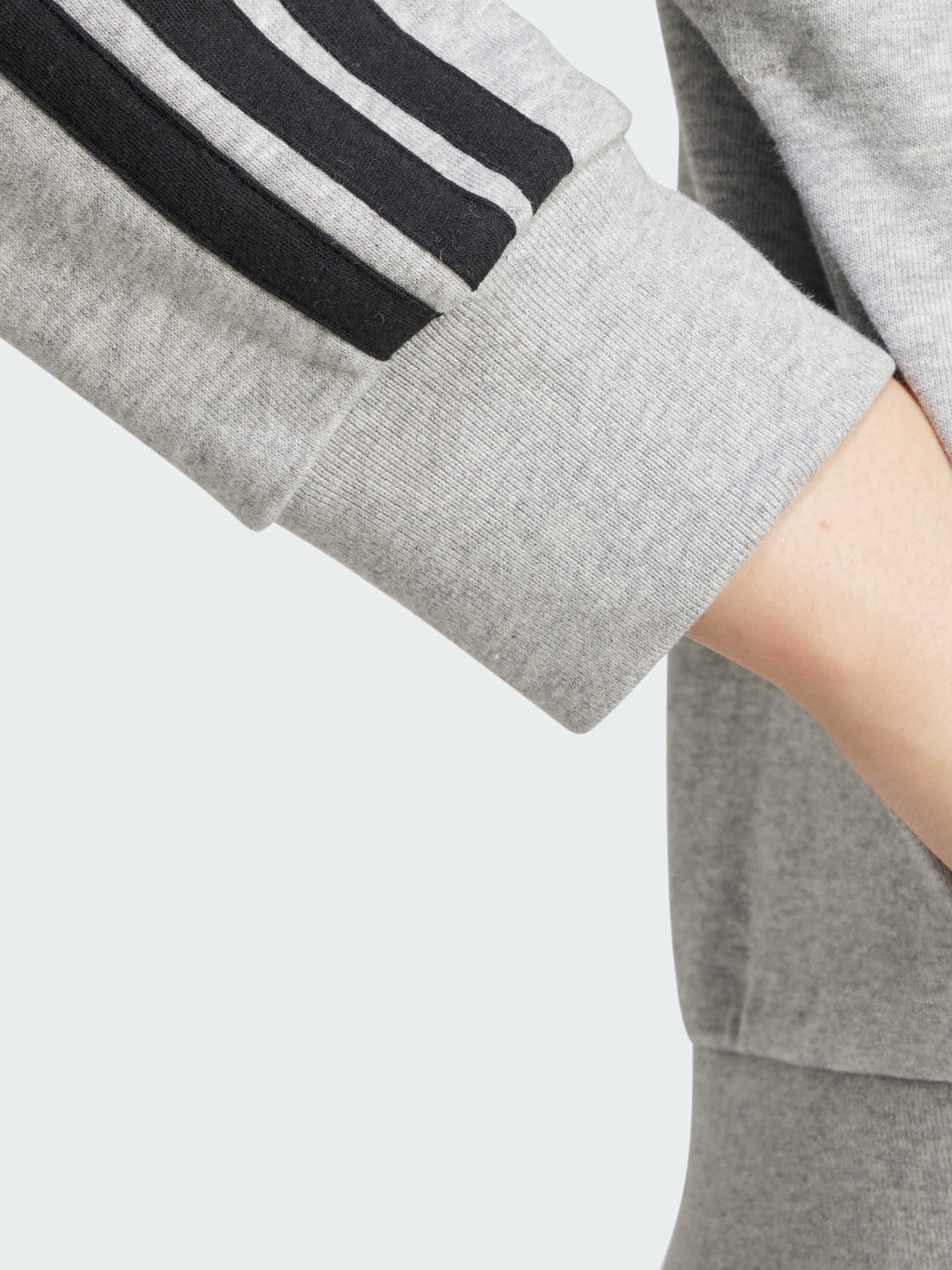 Худі та світшоти Adidas модель JE0055 Худі та світшоти Adidas модель JE0055 Фото