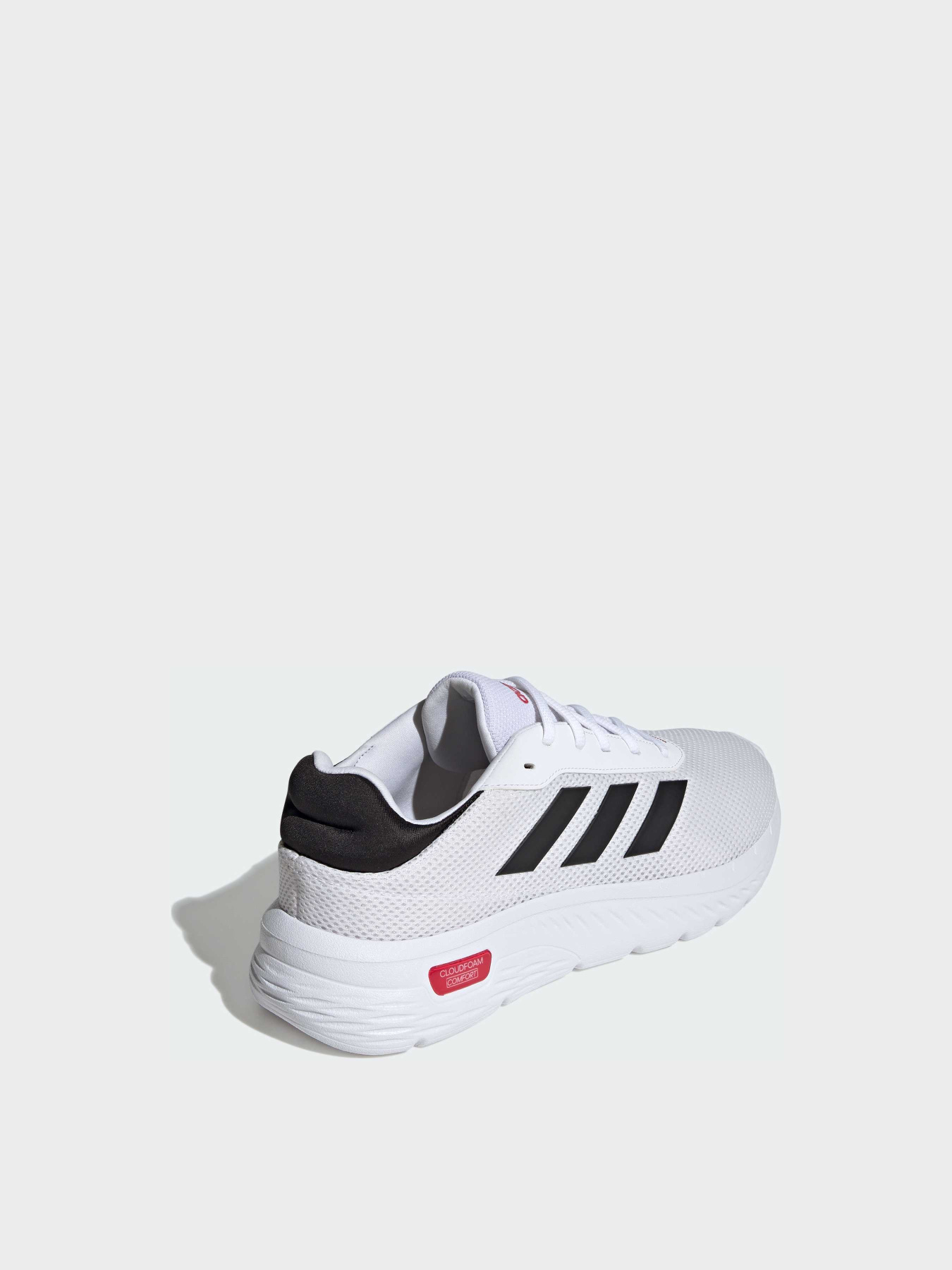 Кроссовки Adidas модель IH6132 Кроссовки Adidas модель IH6132 Фото