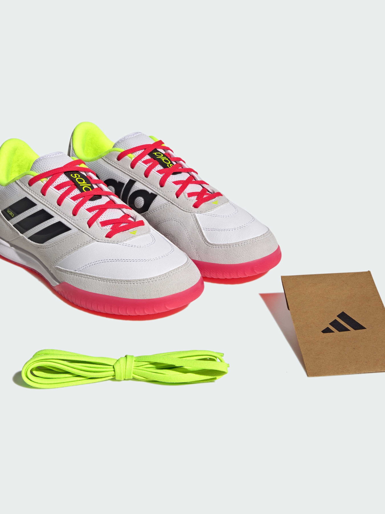 Кроссовки Adidas модель IH7684 Кроссовки Adidas модель IH7684 Фото