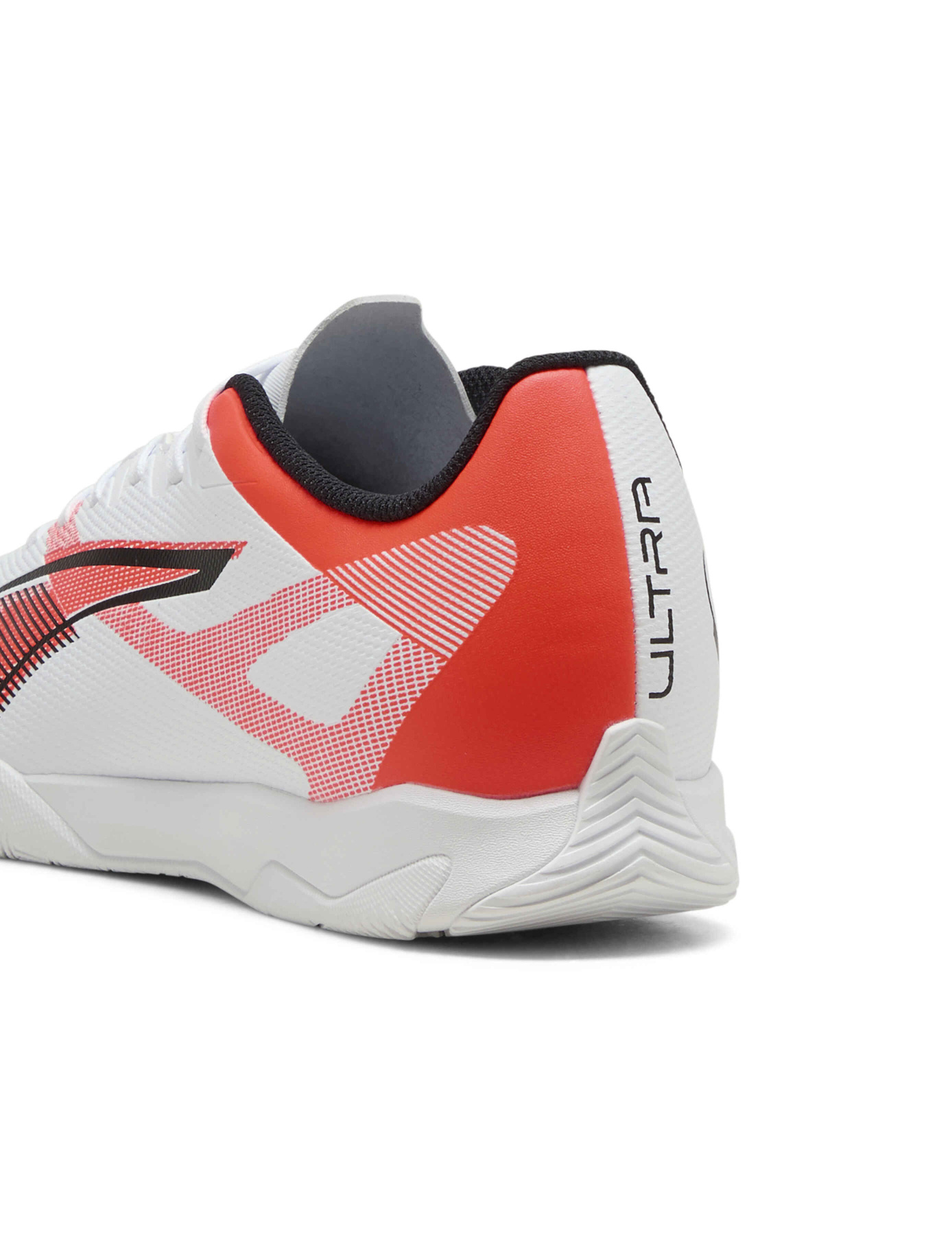 Кросівки PUMA Ultra 5 Play It модель 108326 Фото