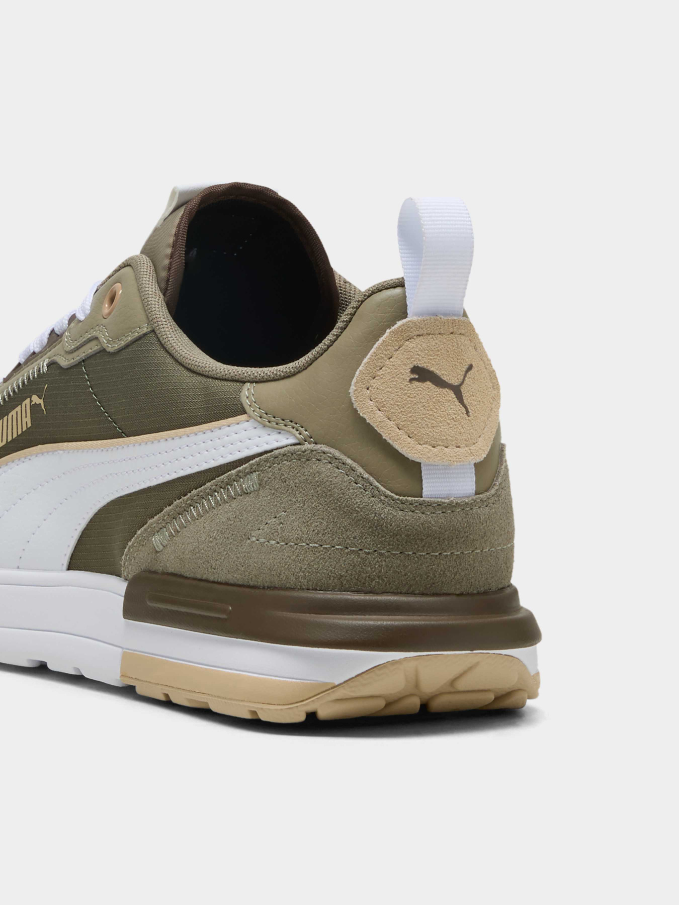 Кросівки PUMA R22 модель 383462 Кросівки PUMA R22 модель 383462 Фото