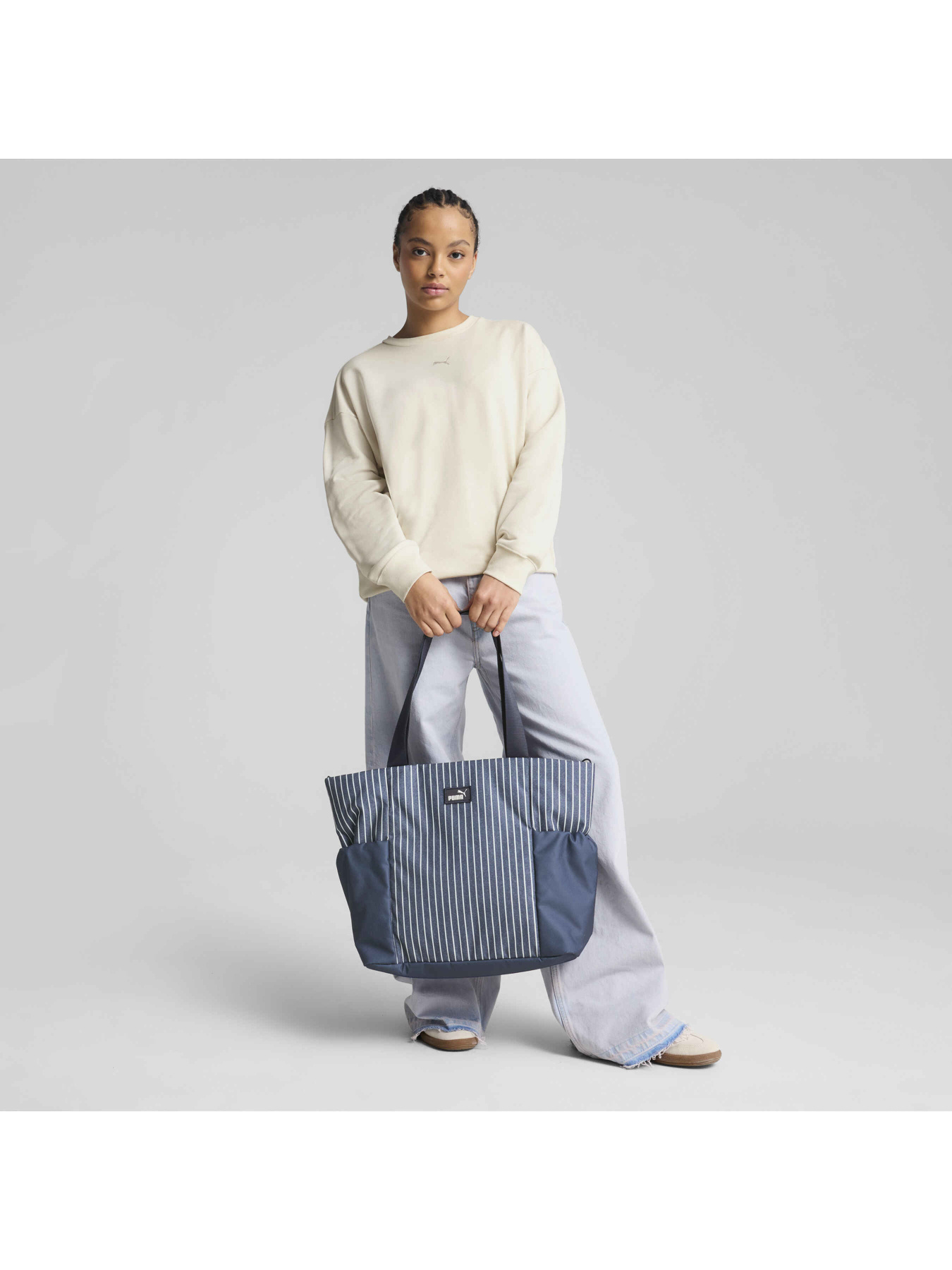 Сумки PUMA Up Surf Club Shopper модель 091302 Фото