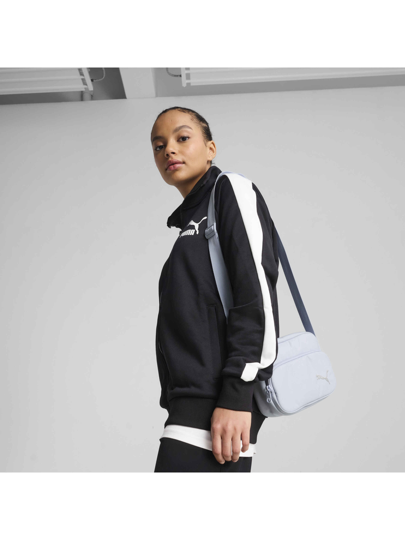 Сумки PUMA Her Crossbody Bag модель 091278 Фото