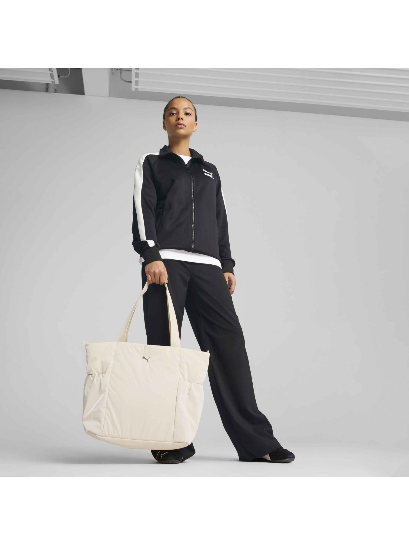 Сумки PUMA Up Shopper модель 091291 Фото