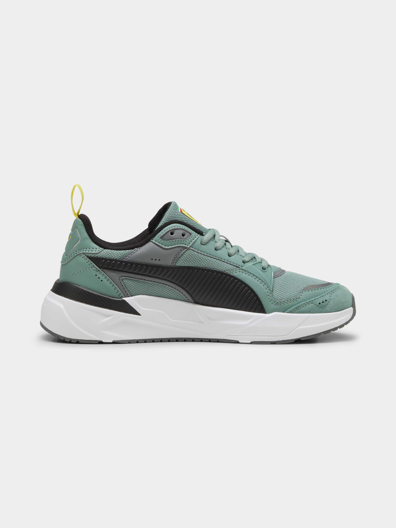 Кросівки PUMA Ferrari Trinity 2 модель 308762 Фото