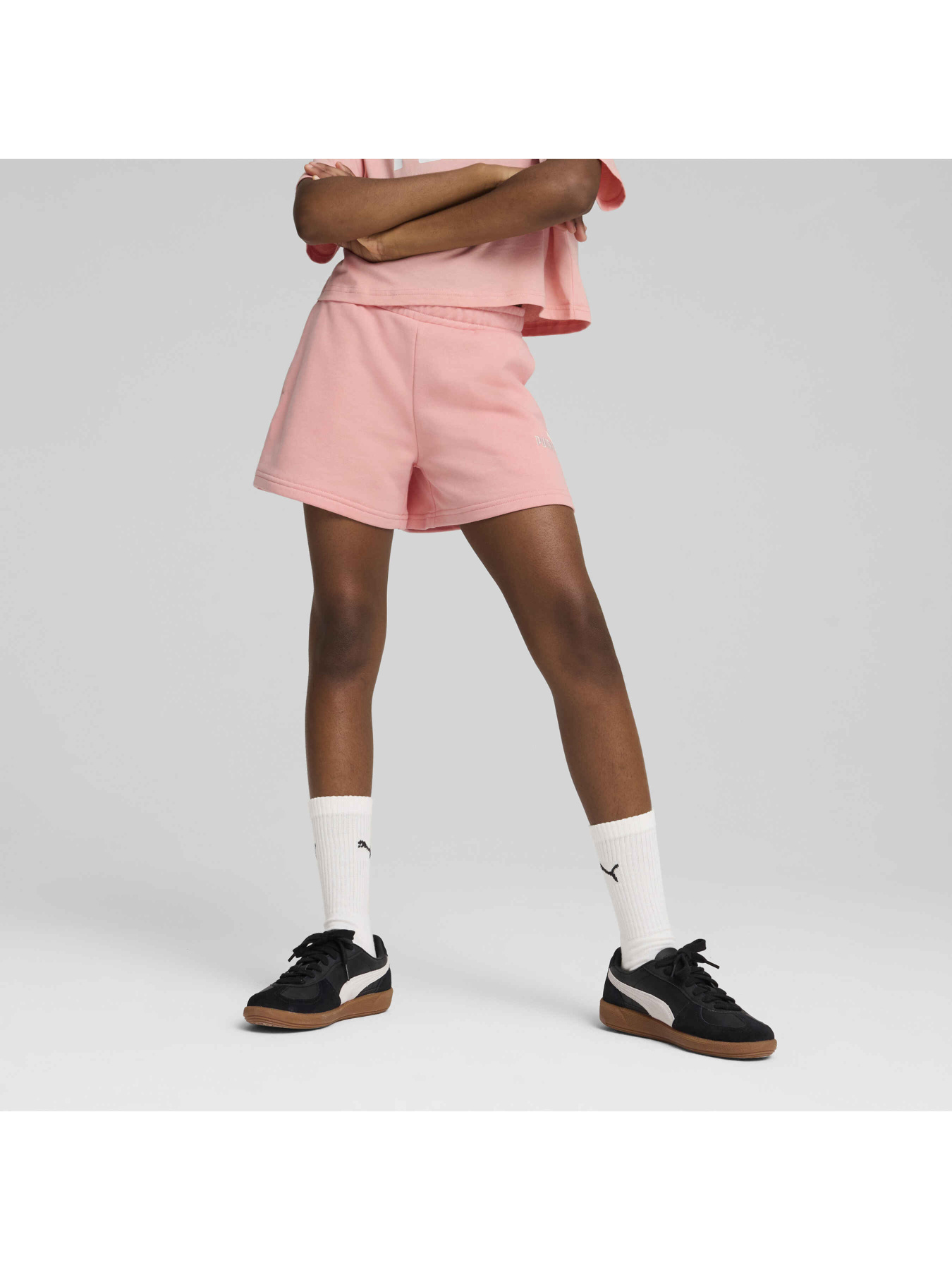 Шорти PUMA Ess Small Logo Shorts модель 684905 Шорти PUMA Ess Small Logo Shorts модель 684905 Фото