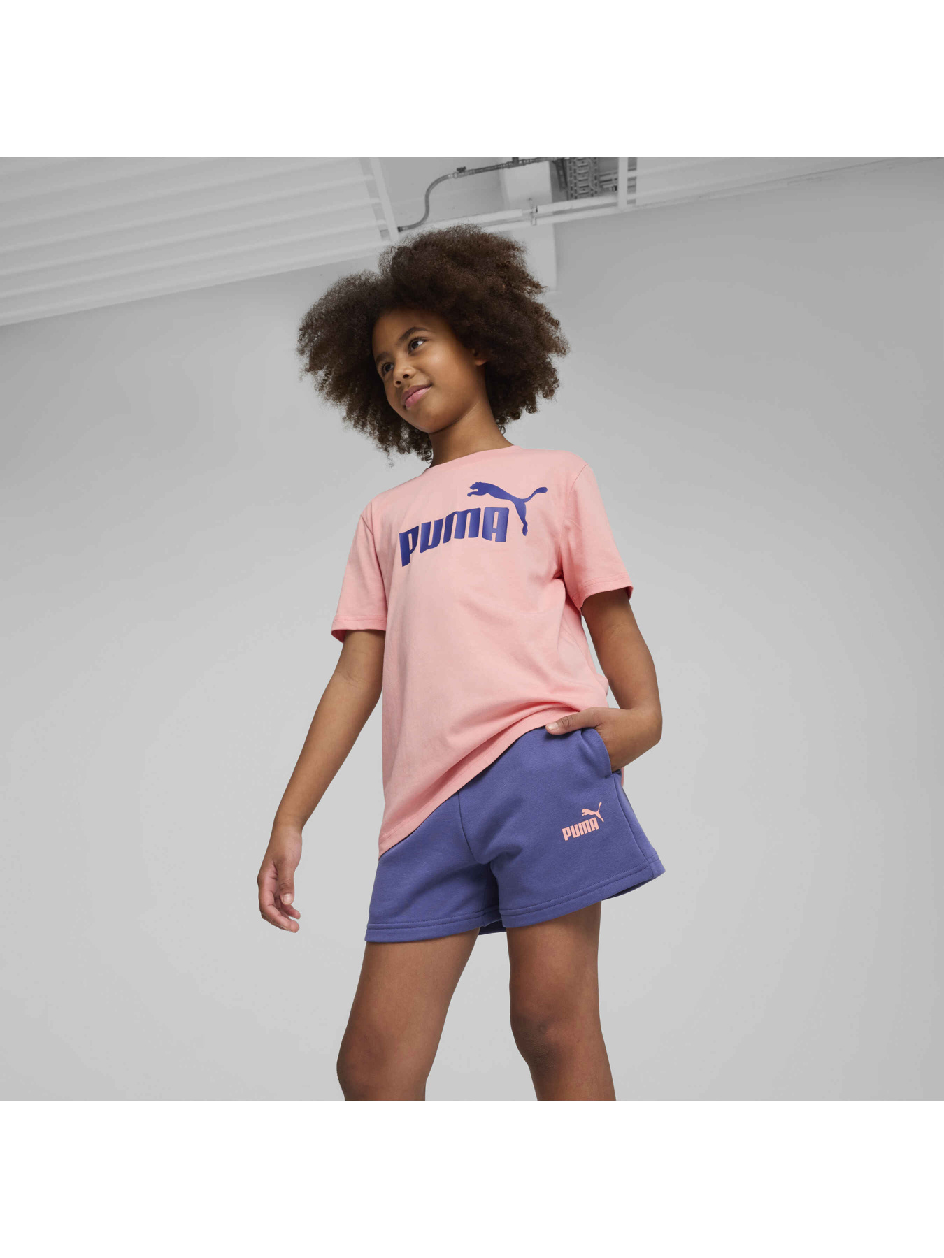 Костюмы PUMA Ess Logo Tee And Shorts Set модель 686307 Костюмы PUMA Ess Logo Tee And Shorts Set модель 686307 Фото
