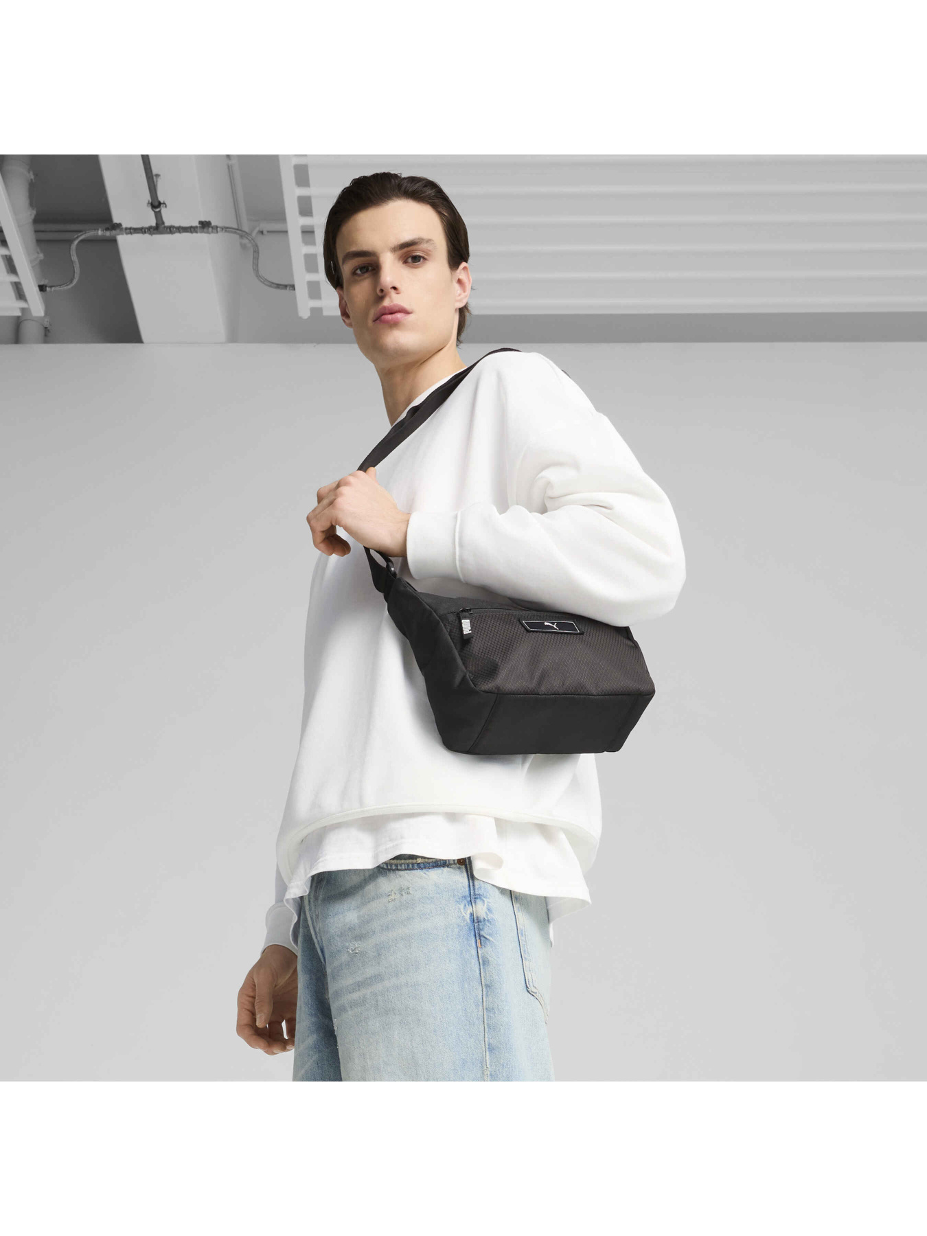 Сумки PUMA Deck Crossbody Bag модель 091321 Фото