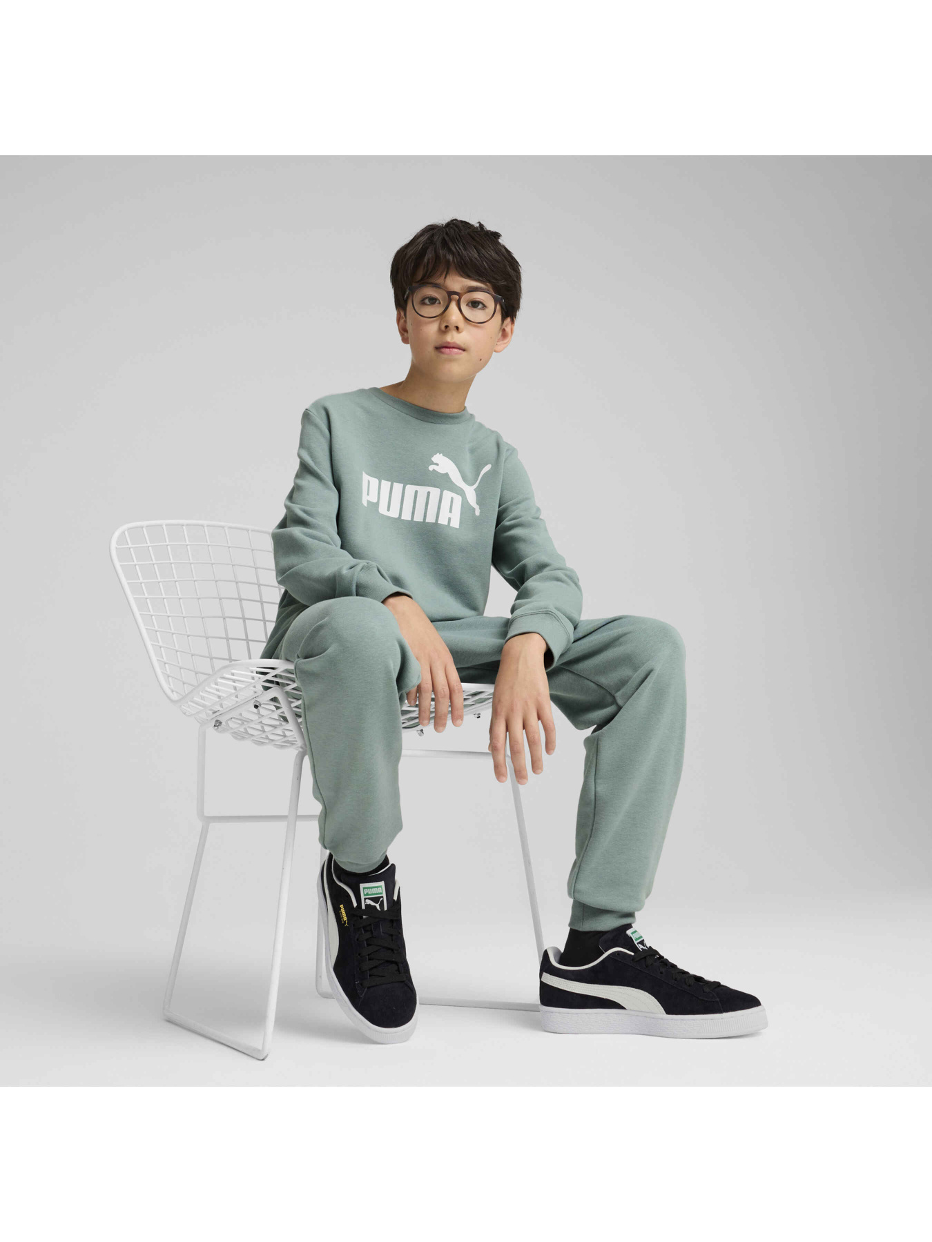 Костюми PUMA Ess Logo Crew Sweat Suit Tr модель 686296 Фото