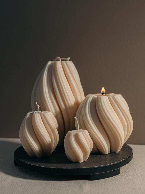 Фигурная свеча "Волна" из натурального оливкового воска Candle Design модель 110.1001/1002/1003/1004 Фото