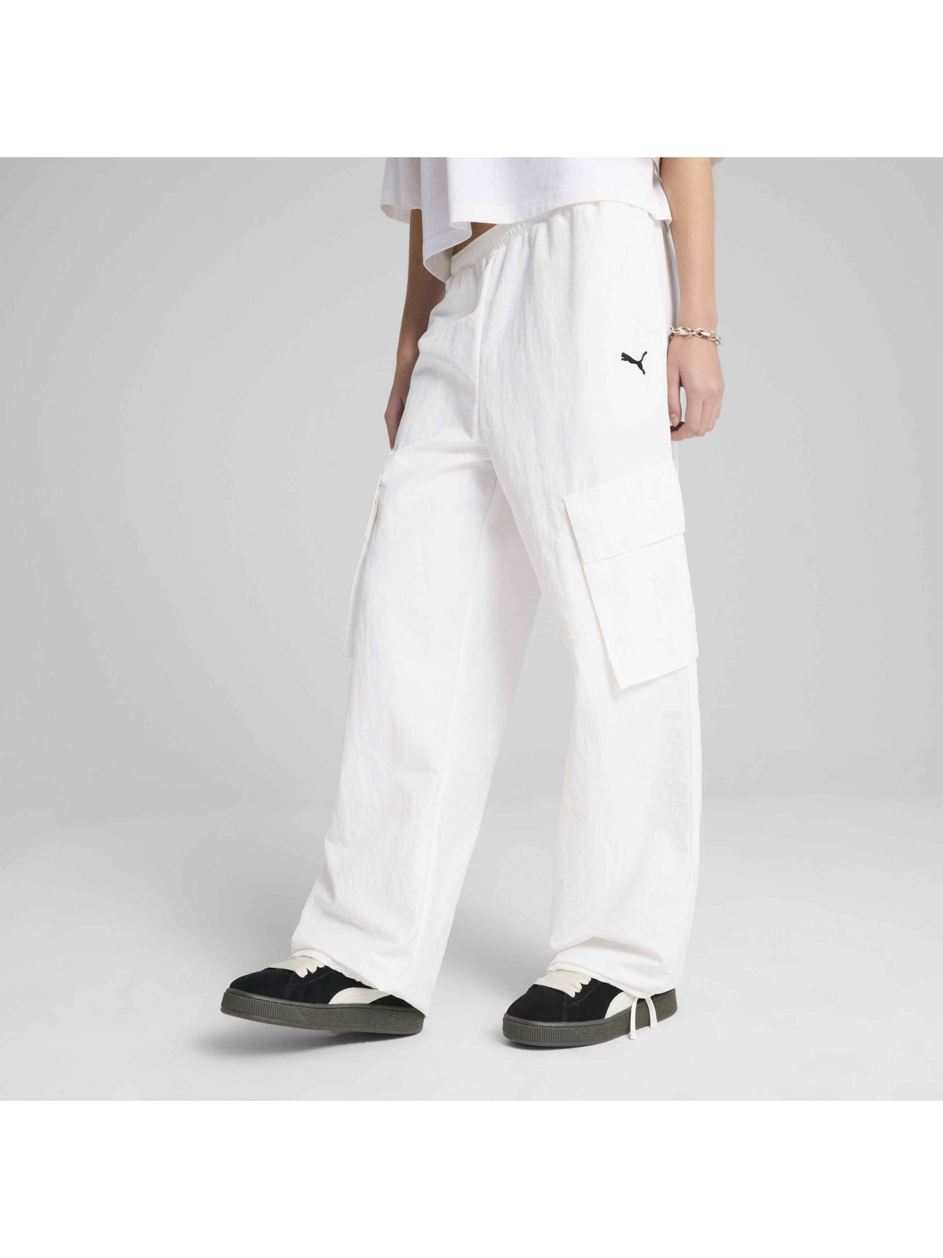 Брюки PUMA Wardrobe Ess Cargo Pants модель 629756 Брюки PUMA Wardrobe Ess Cargo Pants модель 629756 Фото