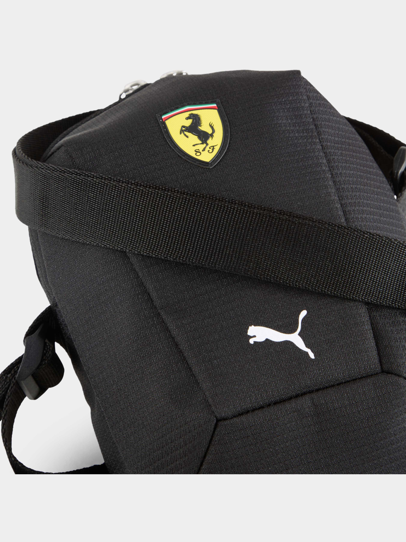 Сумки PUMA Ferrari Race Portable модель 091282 Фото