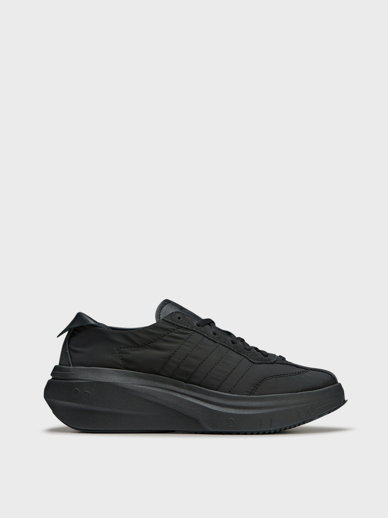 Кросівки Adidas модель IH8424 Кросівки Adidas модель IH8424 Фото