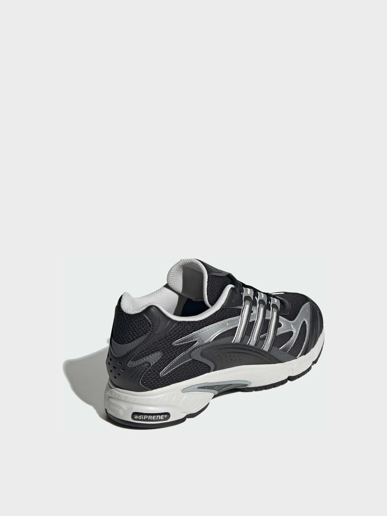 Кросівки Adidas модель IH0404 Кросівки Adidas модель IH0404 Фото