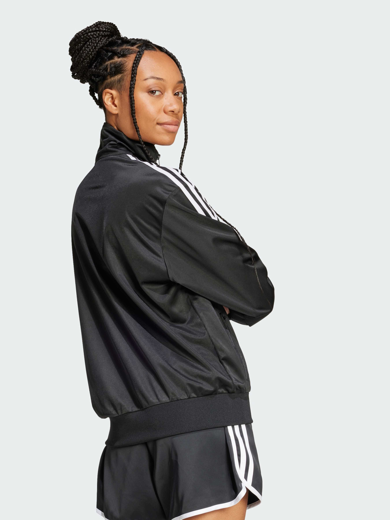 Худи и свитшоты Adidas модель JC8251 Фото