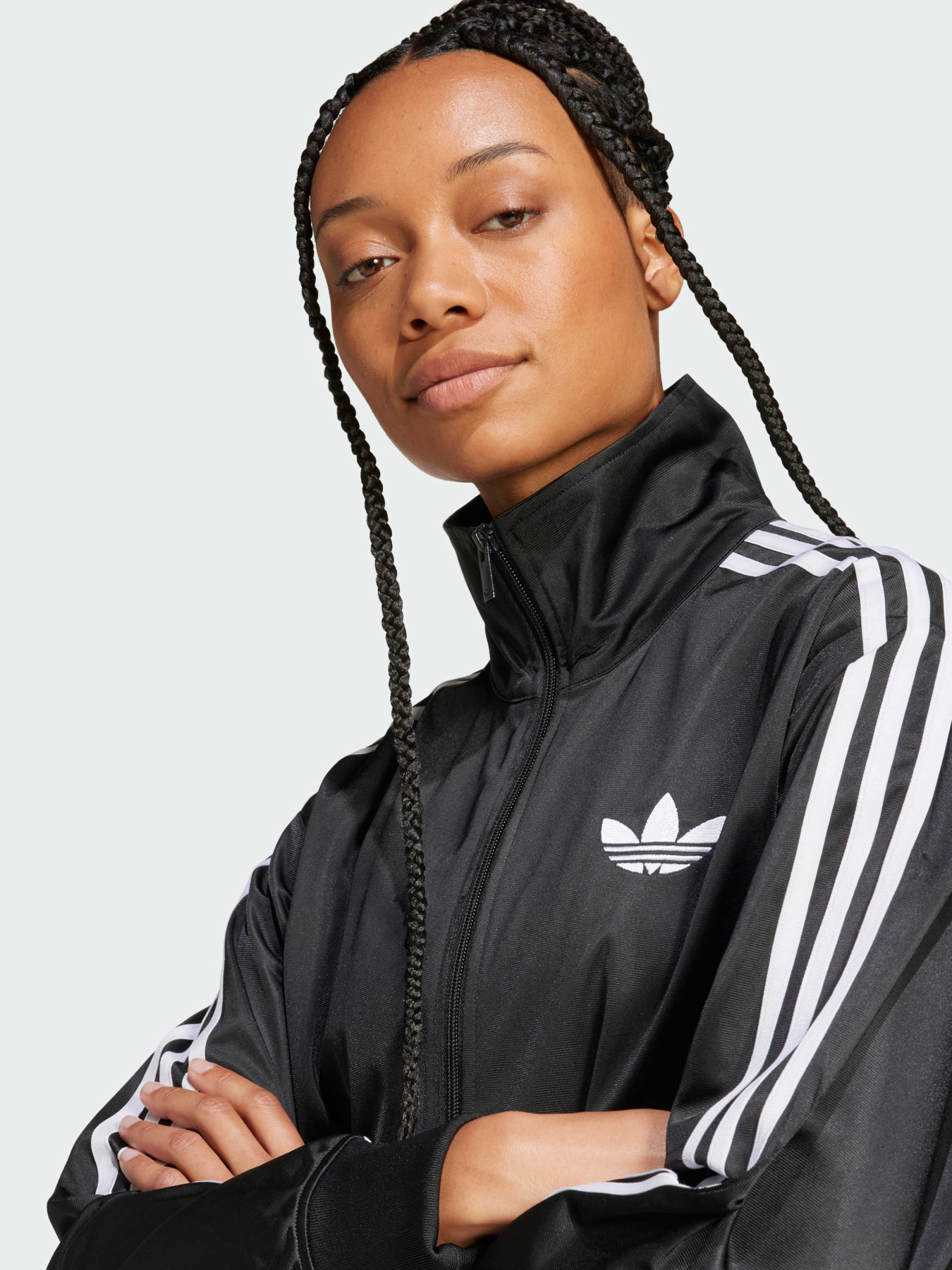 Худи и свитшоты Adidas модель JC8251 Фото