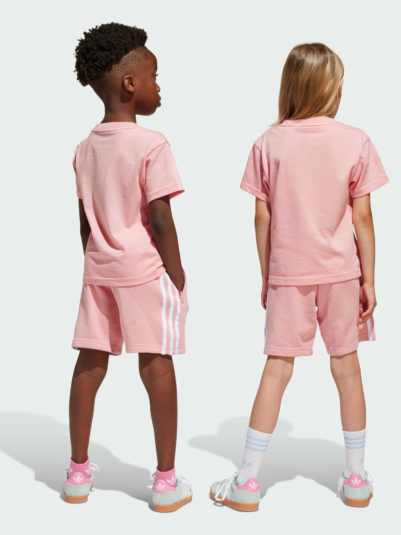 Костюмы Adidas Adicolor модель JC9158 Фото