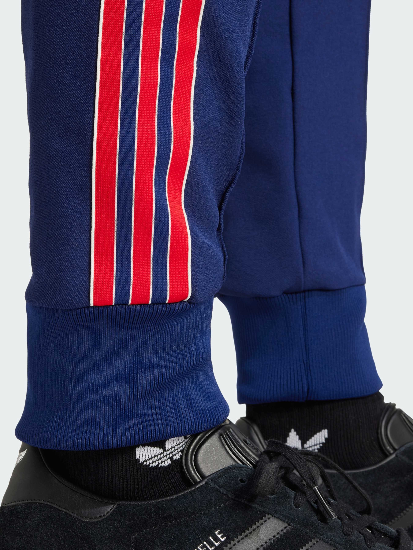 Брюки Adidas модель JF0545 Брюки Adidas модель JF0545 Фото