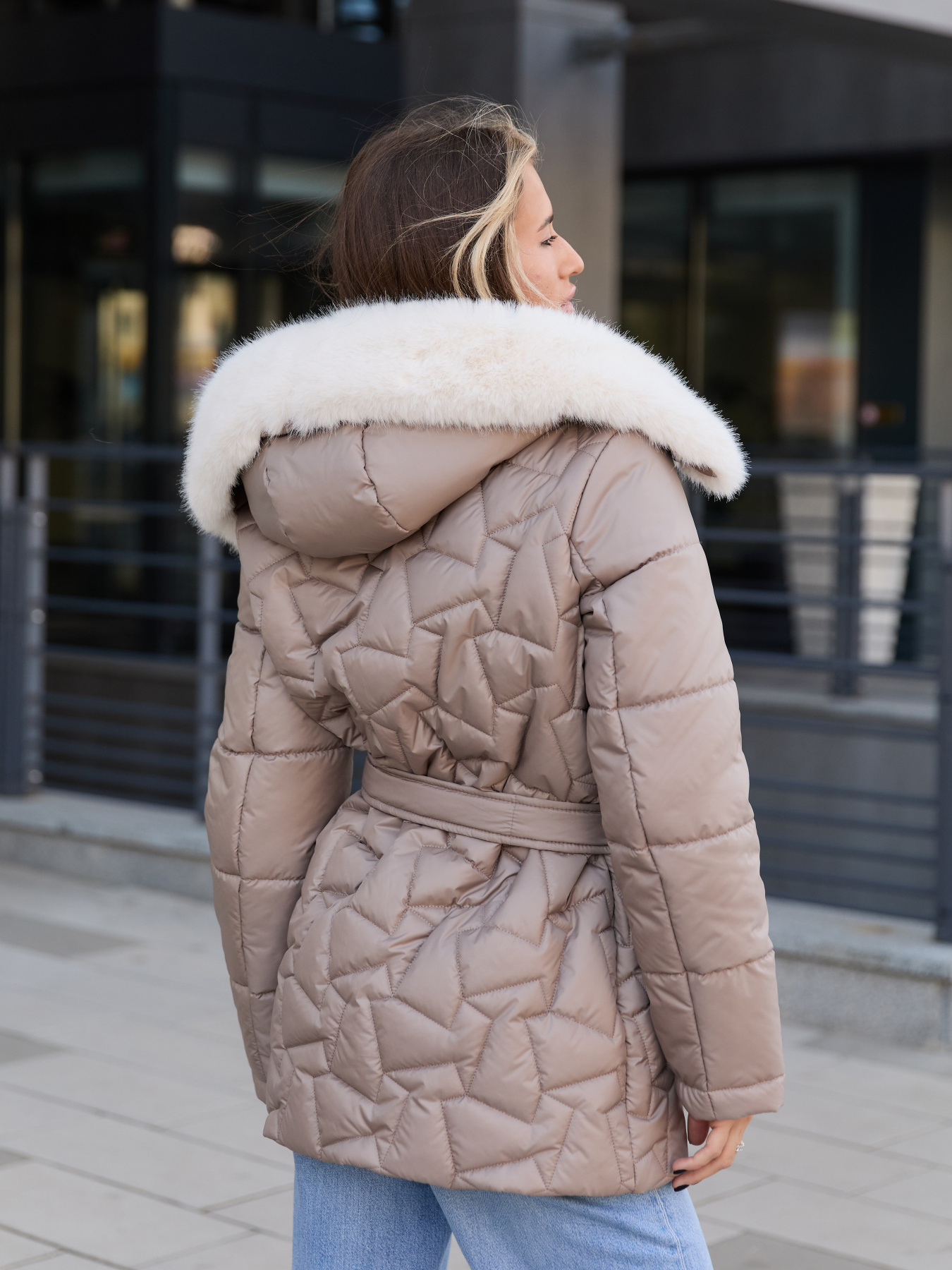 Куртки и дубленки MilaNova модель Куртка К-345 капучино Фото