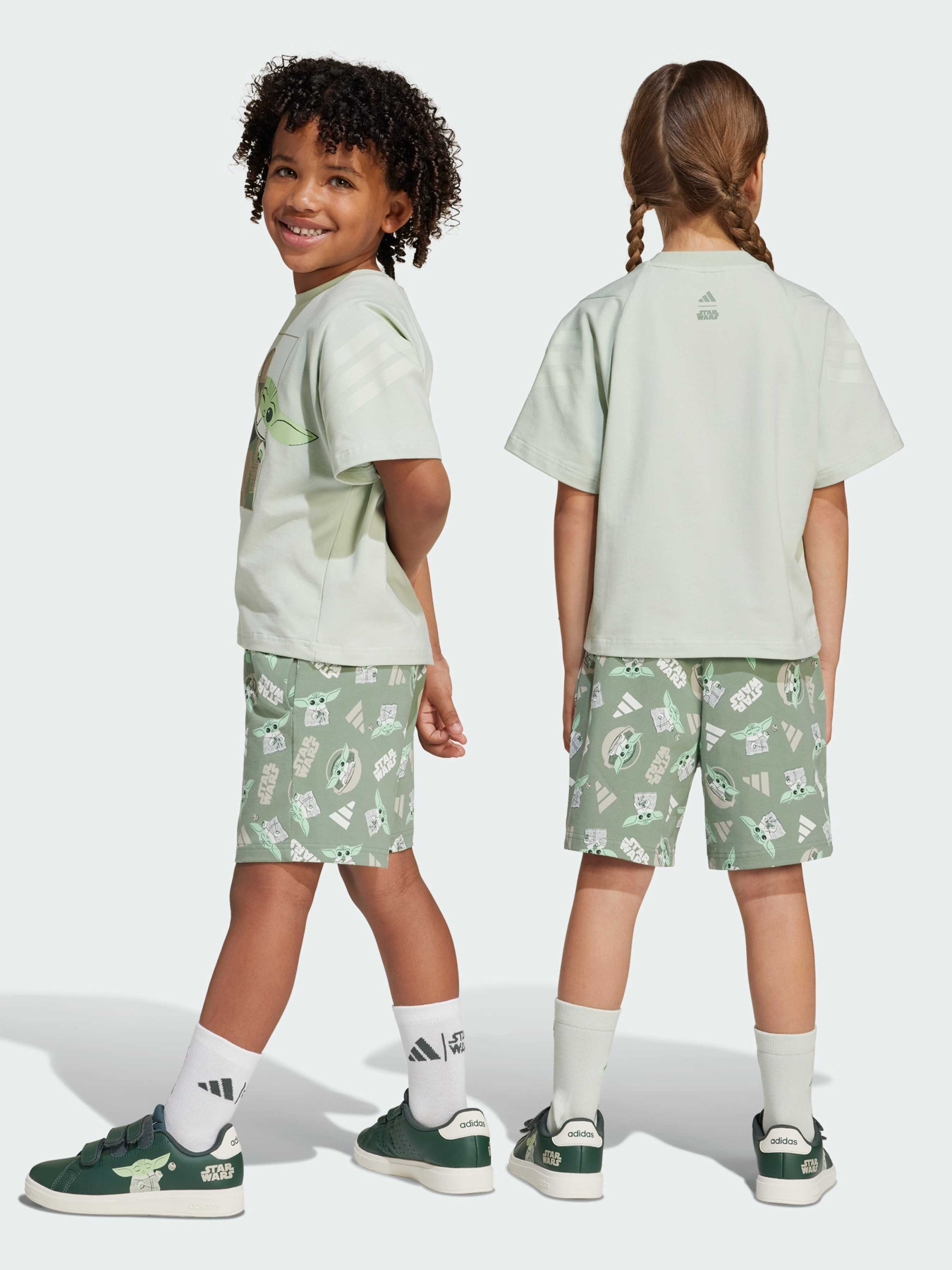 Костюмы Adidas x Disney модель JF3648 Костюмы Adidas x Disney модель JF3648 Фото