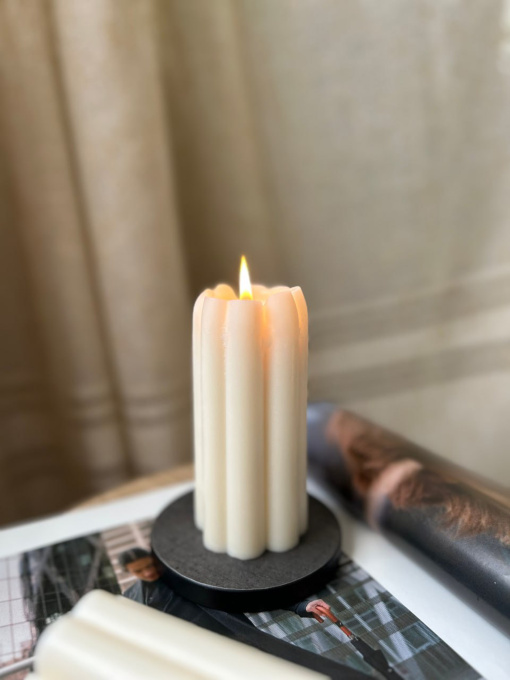 Фигурная свеча "Четырехлистник" из натурального соевого воска Candle Design модель 110.1025 Фото