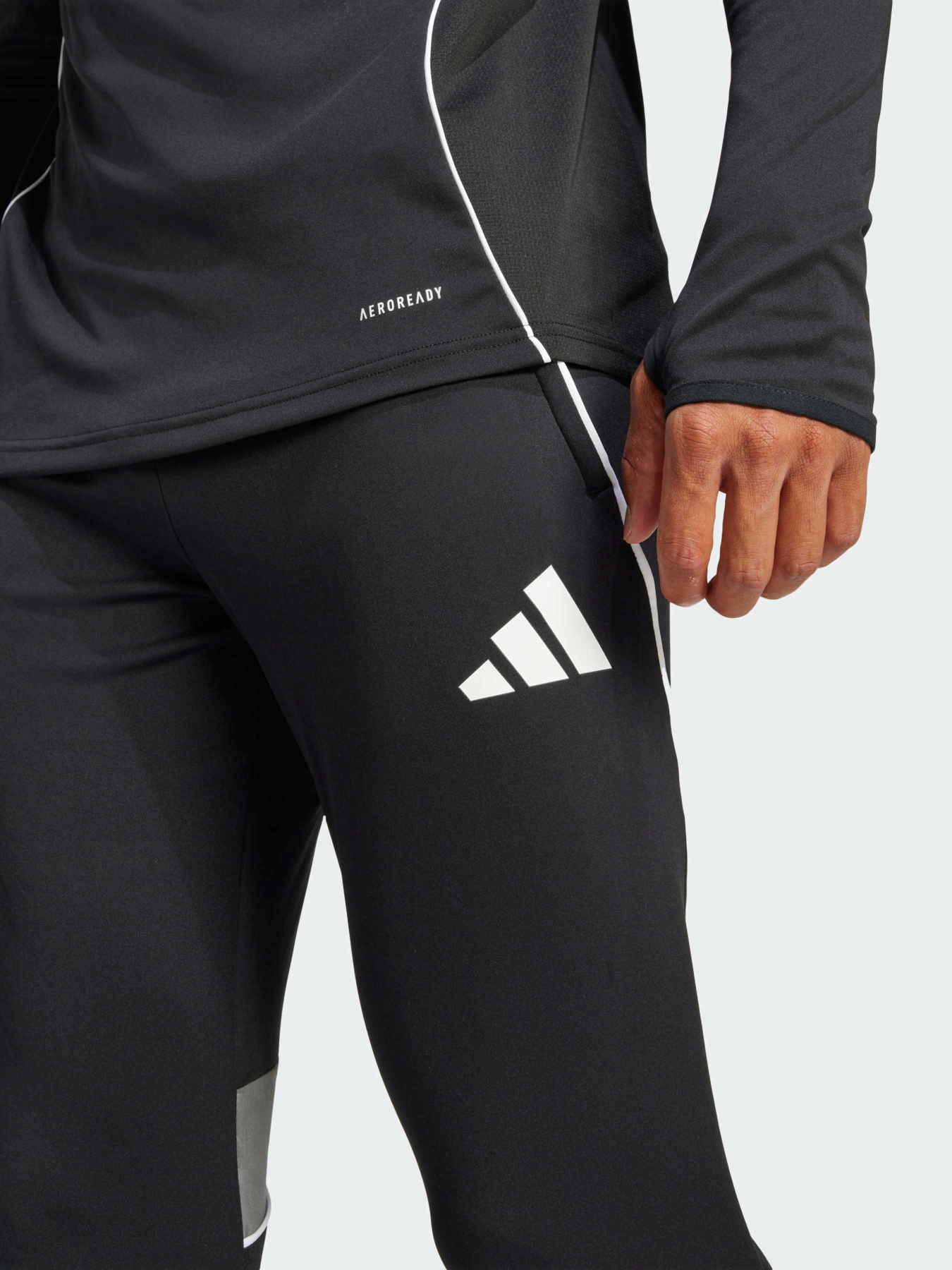 Худи и свитшоты Adidas Tiro модель JJ1515 Фото