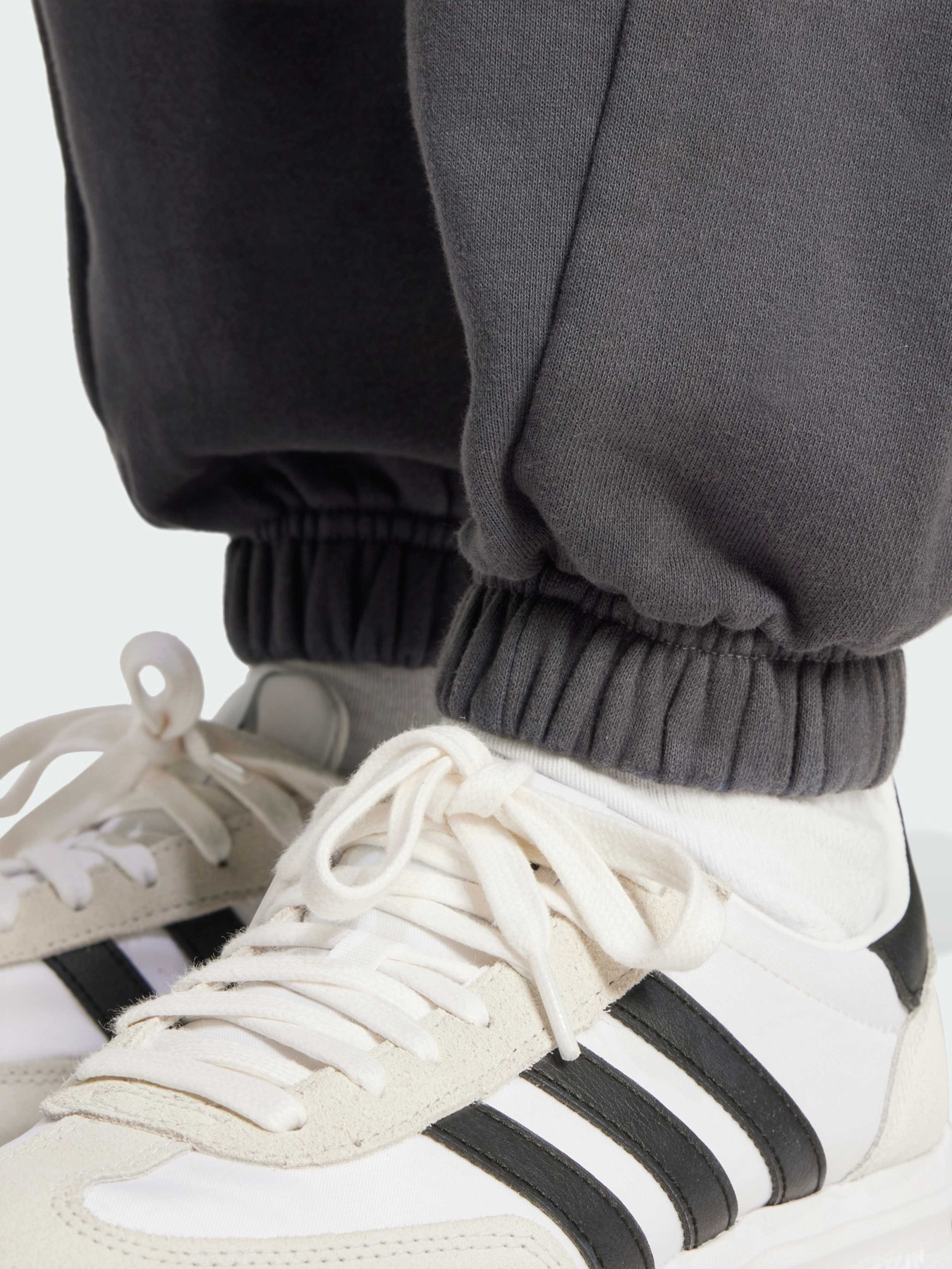 Штани Adidas модель JJ4585 Фото