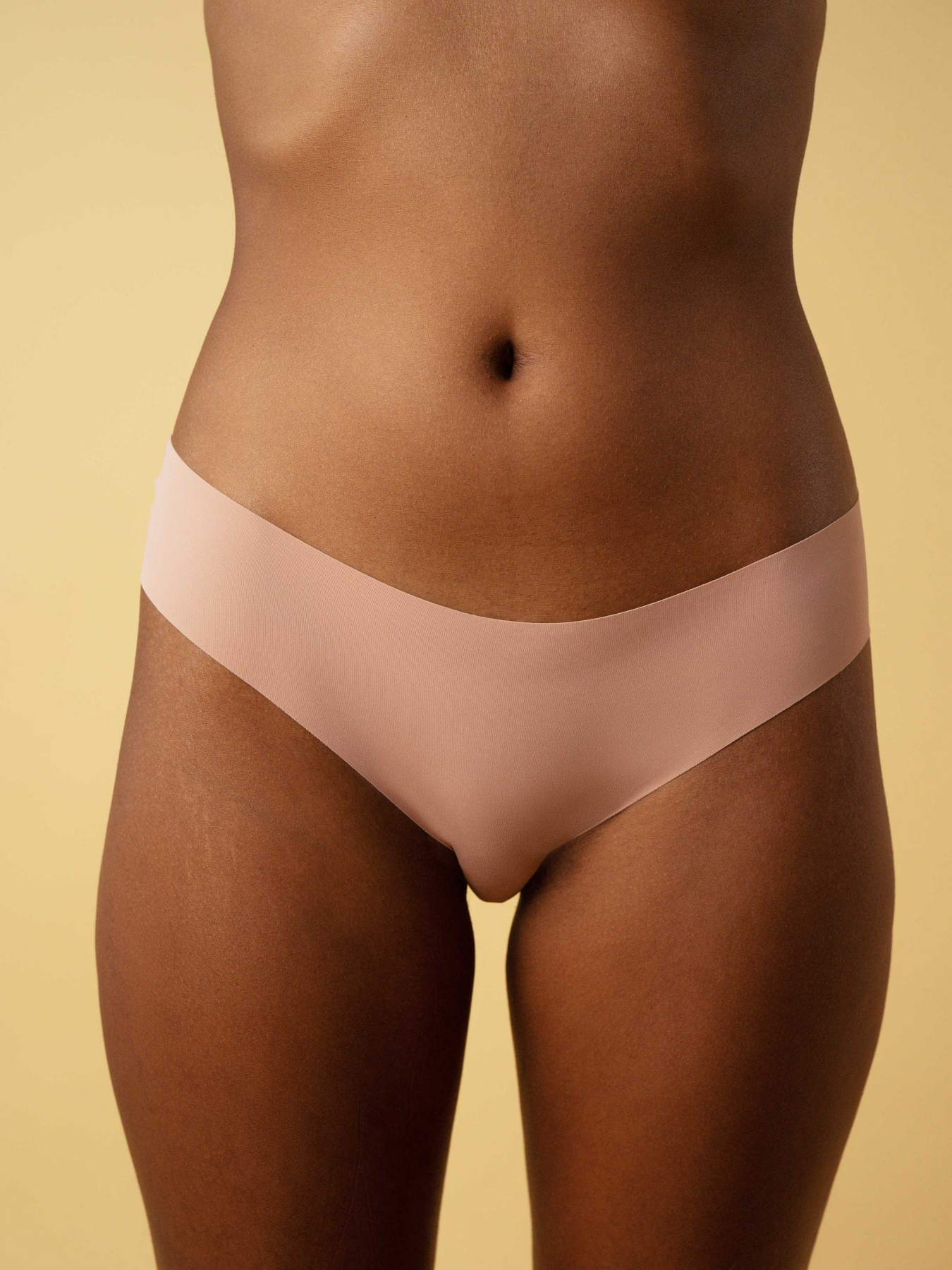 Нижня білизна Brabrabra модель SLZ26702001_3_black.taupe.dark-nude Фото