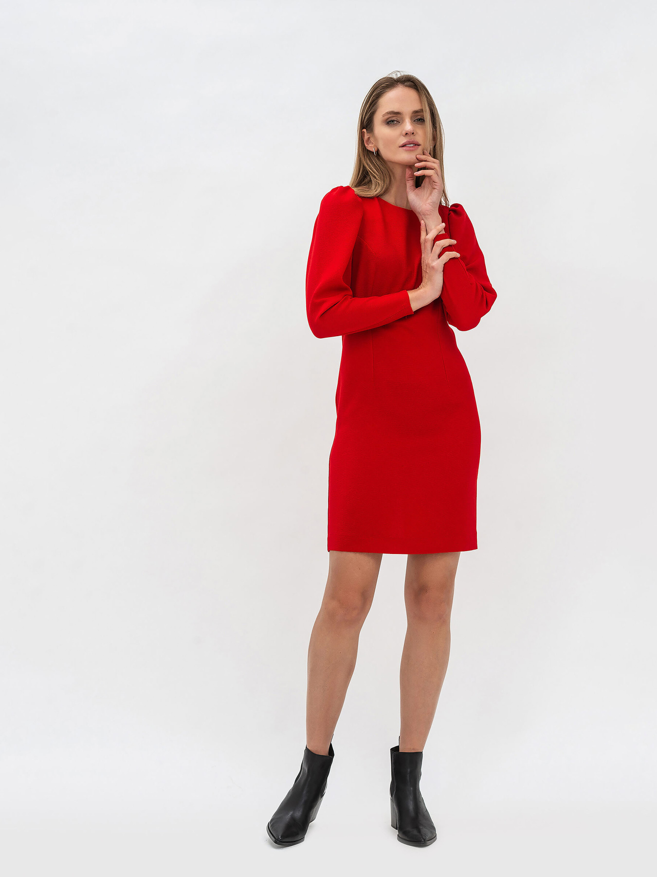 Сукні Lesia модель RedDayina23WMNSDRSSLS Фото