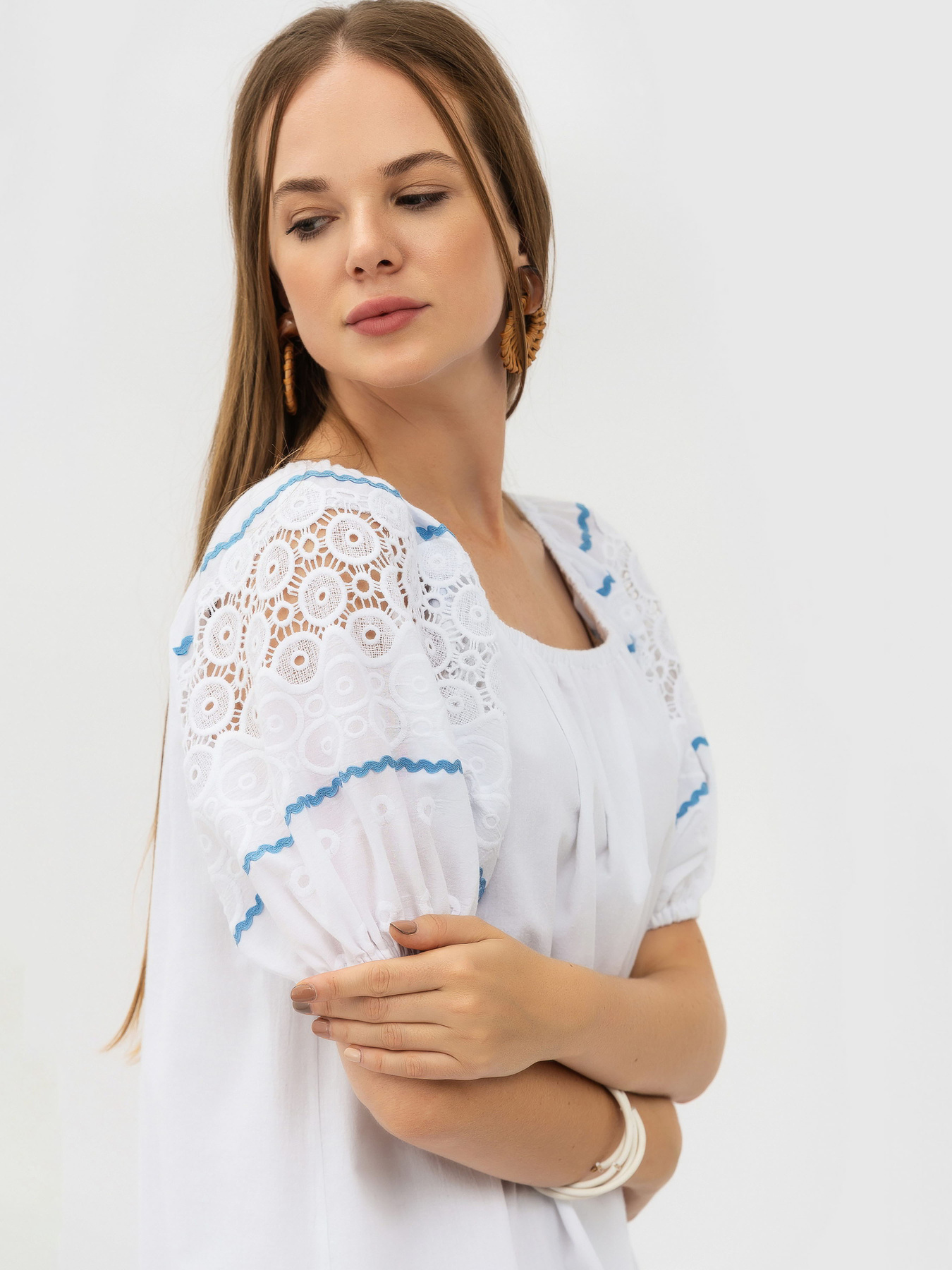 Платья Lesia модель WhiteVirineyaWMNSDRSSLS Фото