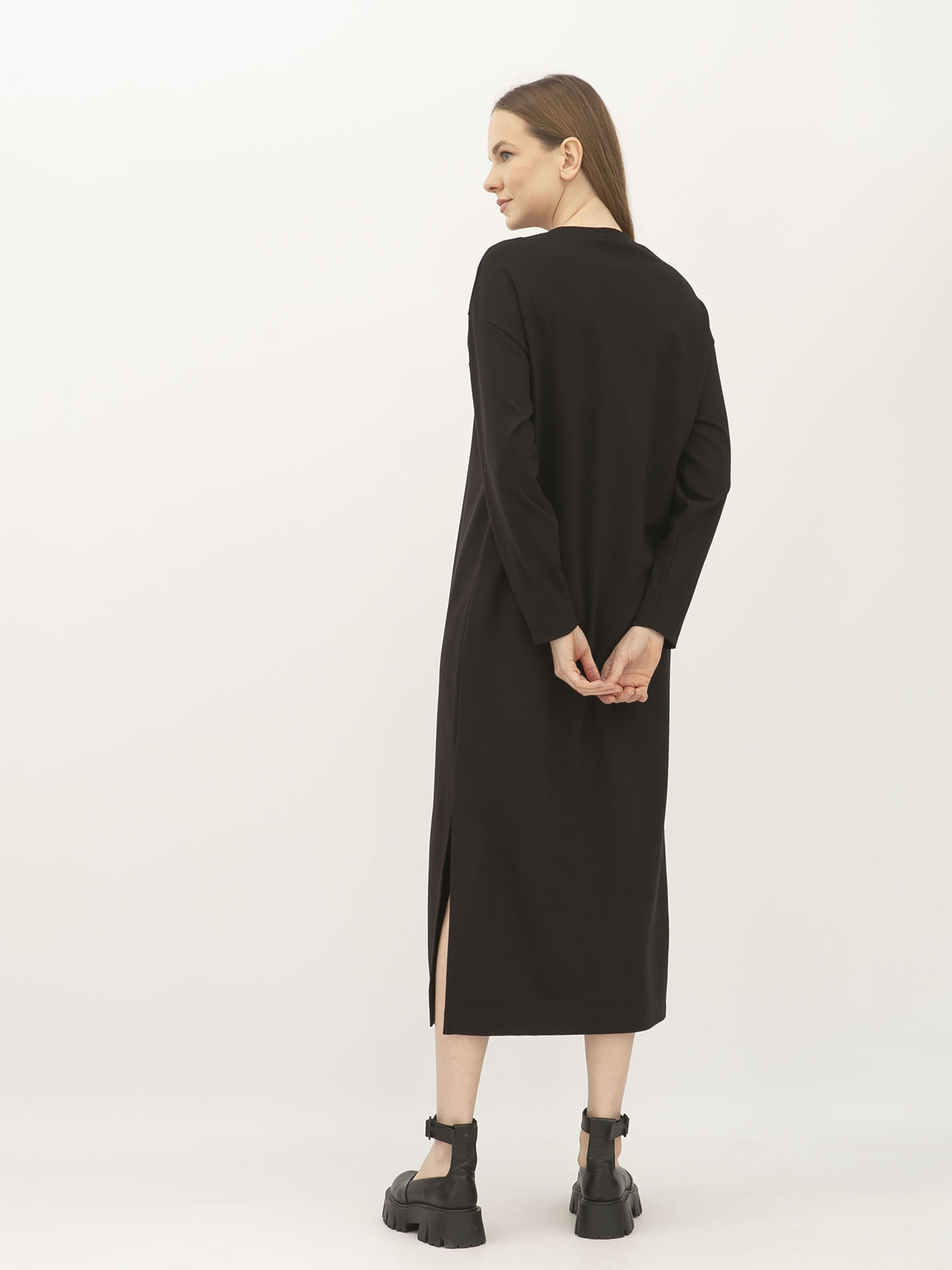 Сукні Lesia модель Mioto11BlackWMNSDRSSLS Фото