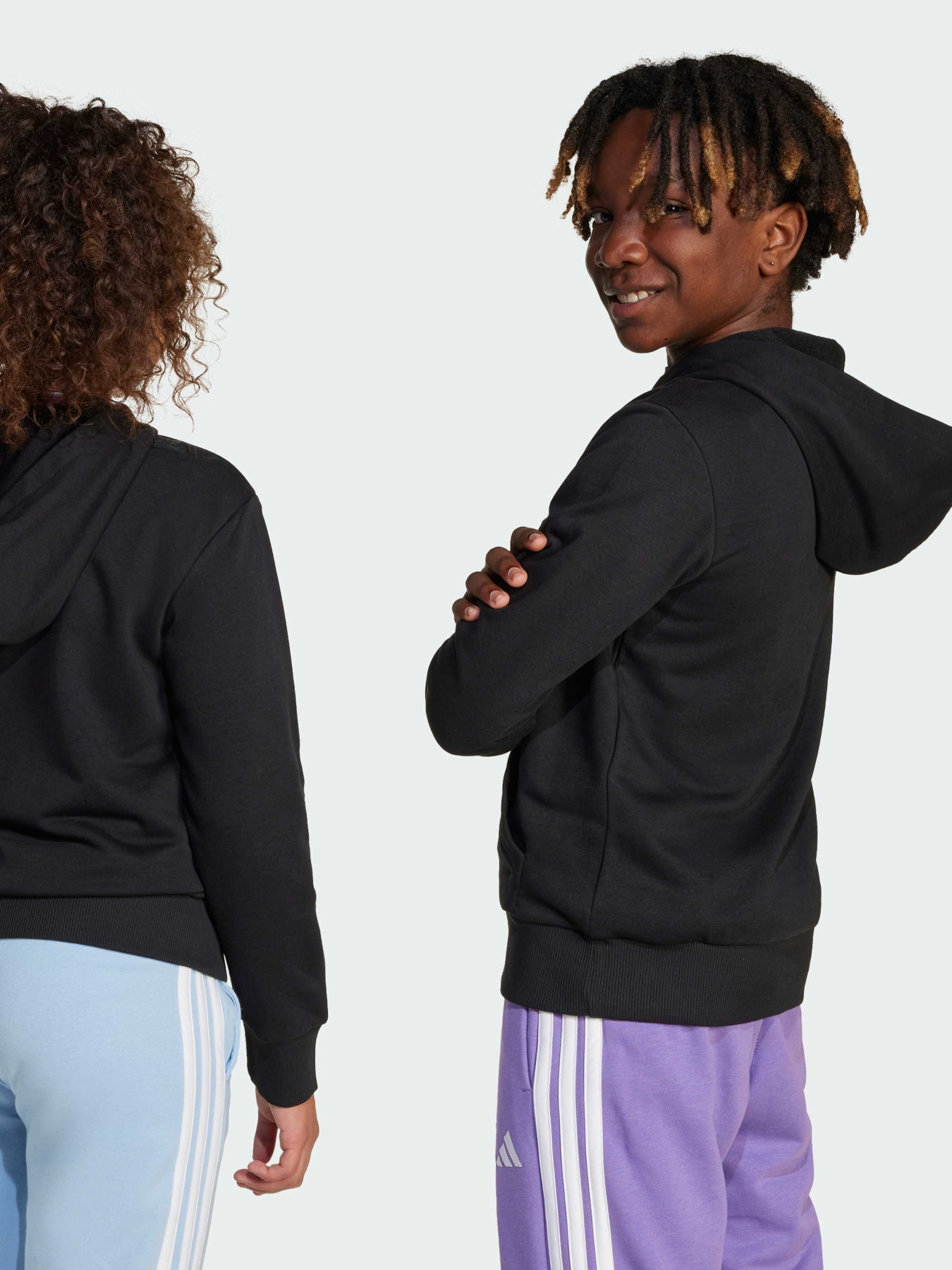 Худи и свитшоты Adidas модель JC9667 Фото